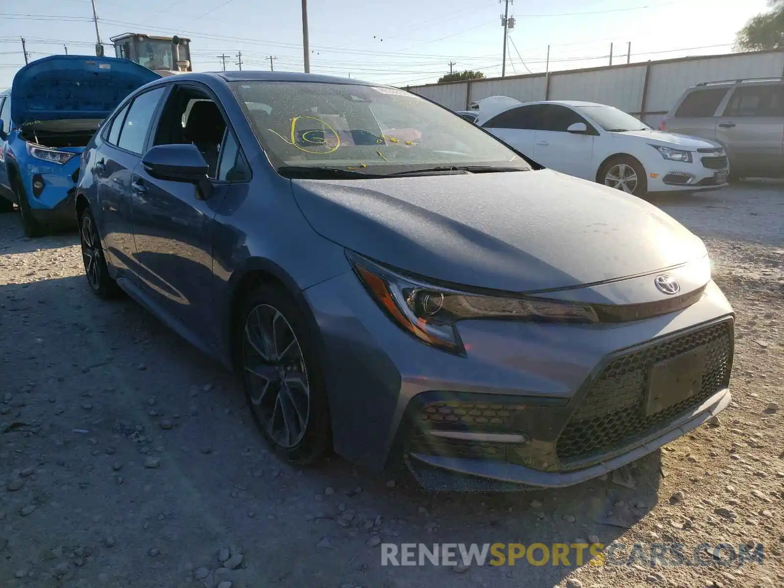 1 Photograph of a damaged car 5YFS4RCE3LP014915 TOYOTA COROLLA 2020