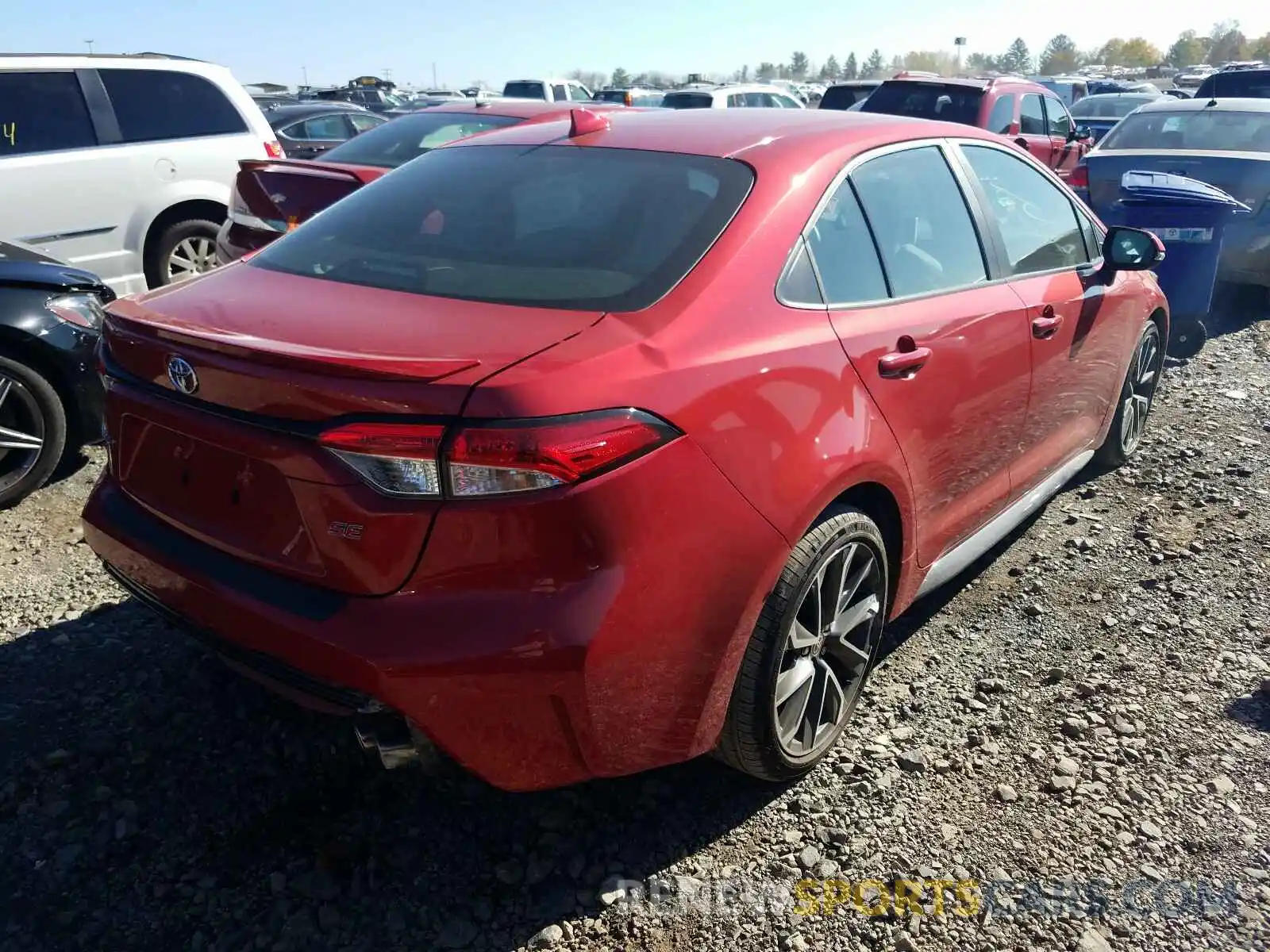 4 Photograph of a damaged car 5YFS4RCE3LP016535 TOYOTA COROLLA 2020