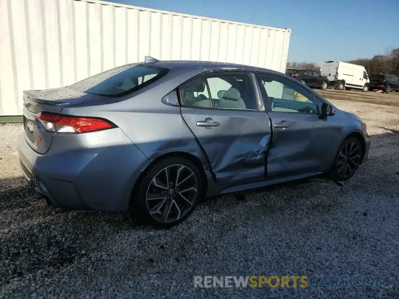 3 Photograph of a damaged car 5YFS4RCE3LP017698 TOYOTA COROLLA 2020