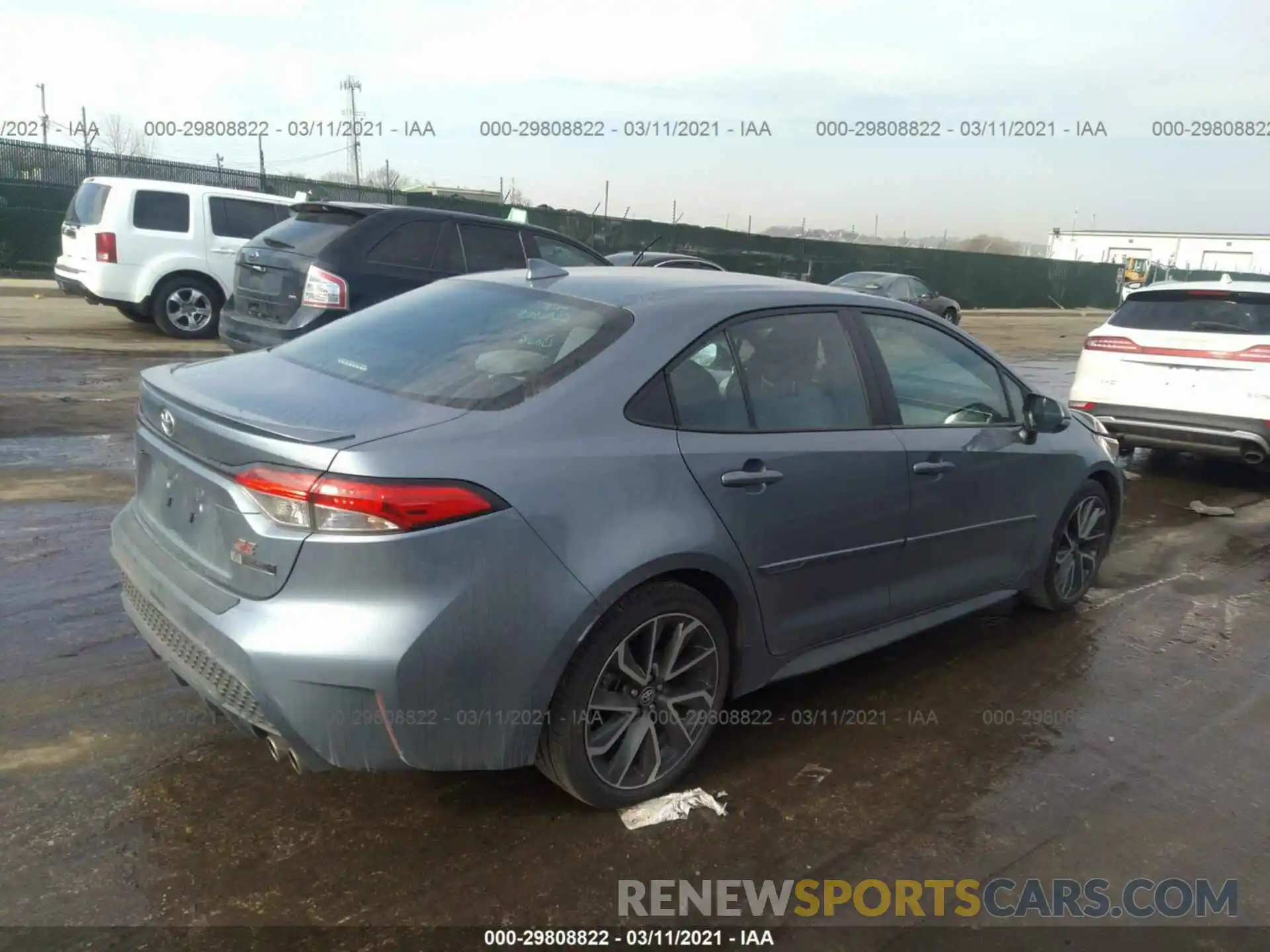 4 Photograph of a damaged car 5YFS4RCE3LP019046 TOYOTA COROLLA 2020