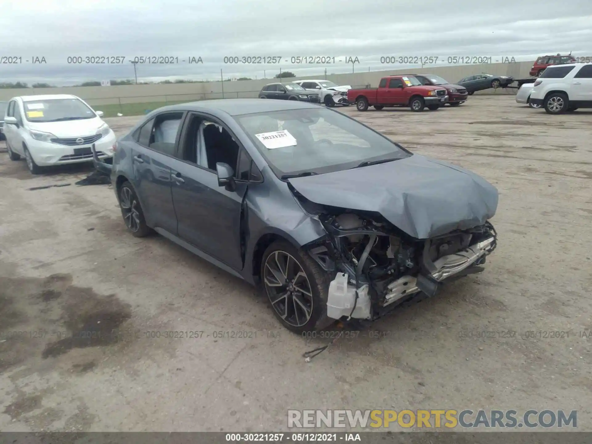 1 Photograph of a damaged car 5YFS4RCE3LP019788 TOYOTA COROLLA 2020