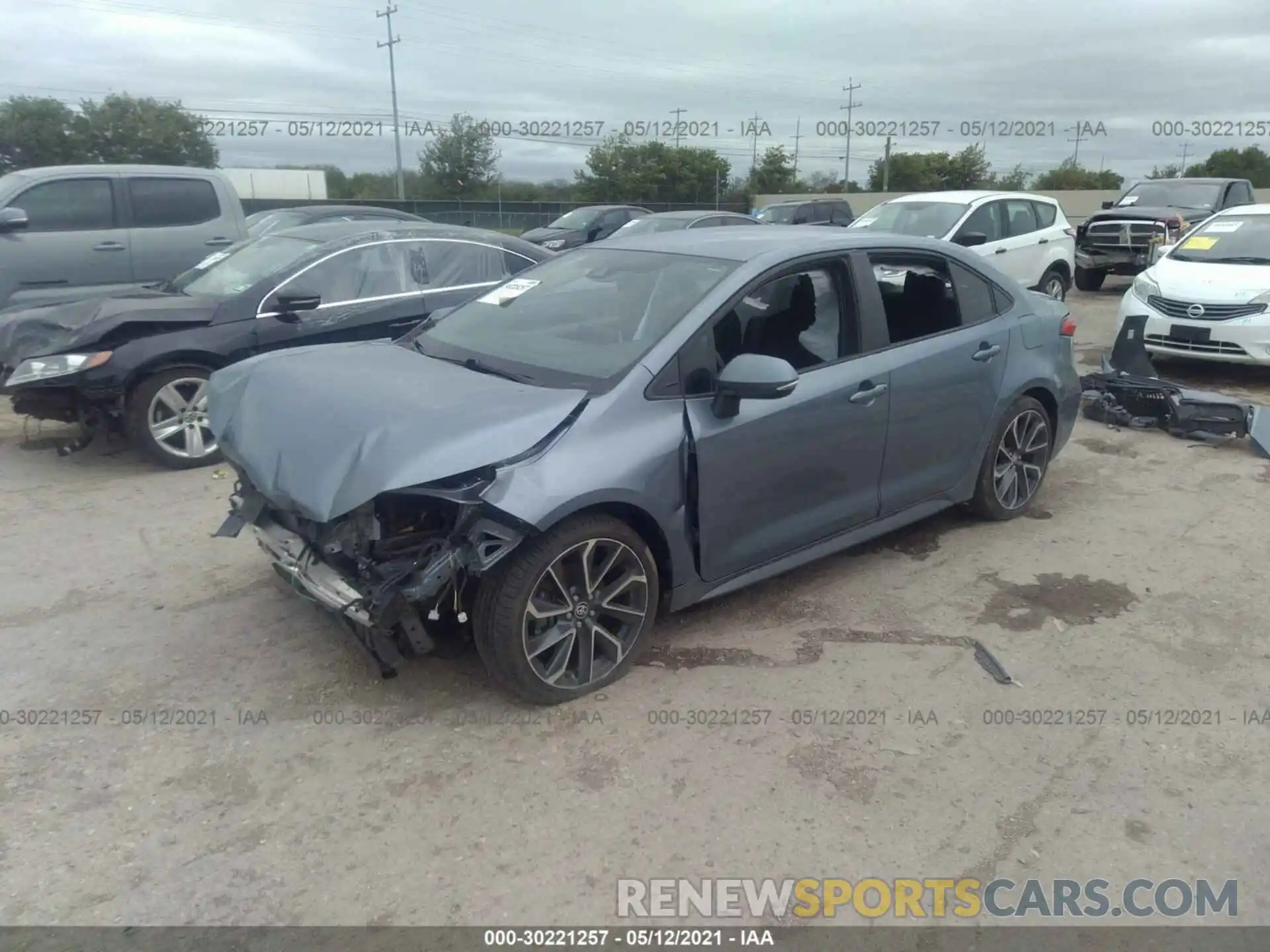 2 Photograph of a damaged car 5YFS4RCE3LP019788 TOYOTA COROLLA 2020