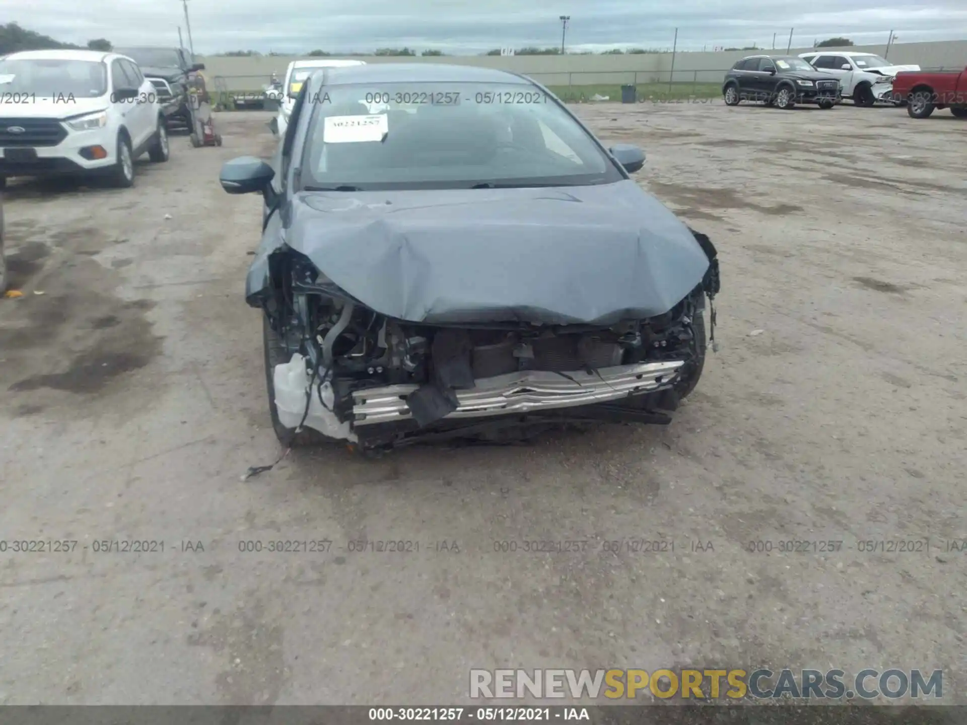 6 Photograph of a damaged car 5YFS4RCE3LP019788 TOYOTA COROLLA 2020