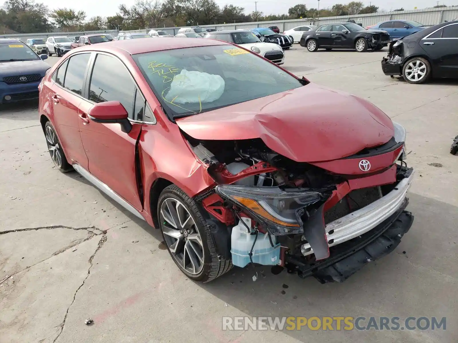 1 Photograph of a damaged car 5YFS4RCE3LP020441 TOYOTA COROLLA 2020