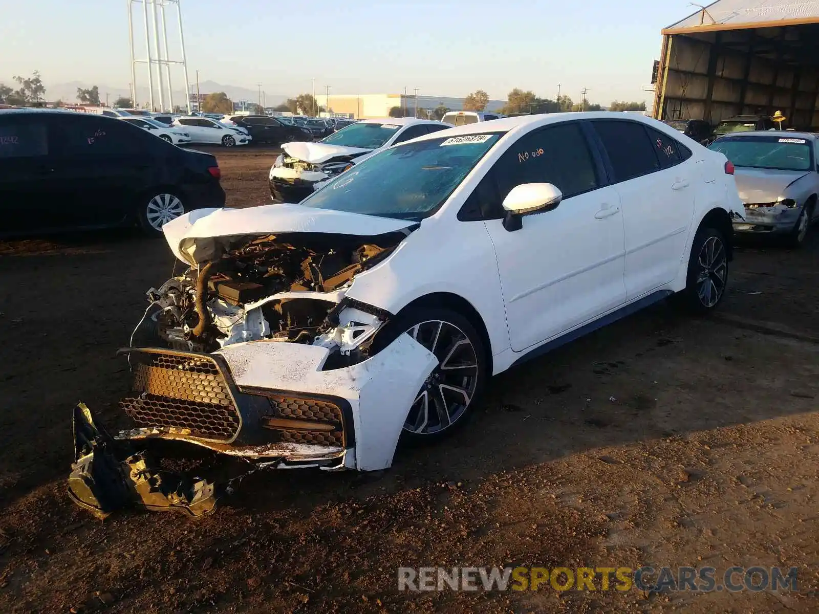 2 Photograph of a damaged car 5YFS4RCE3LP021542 TOYOTA COROLLA 2020