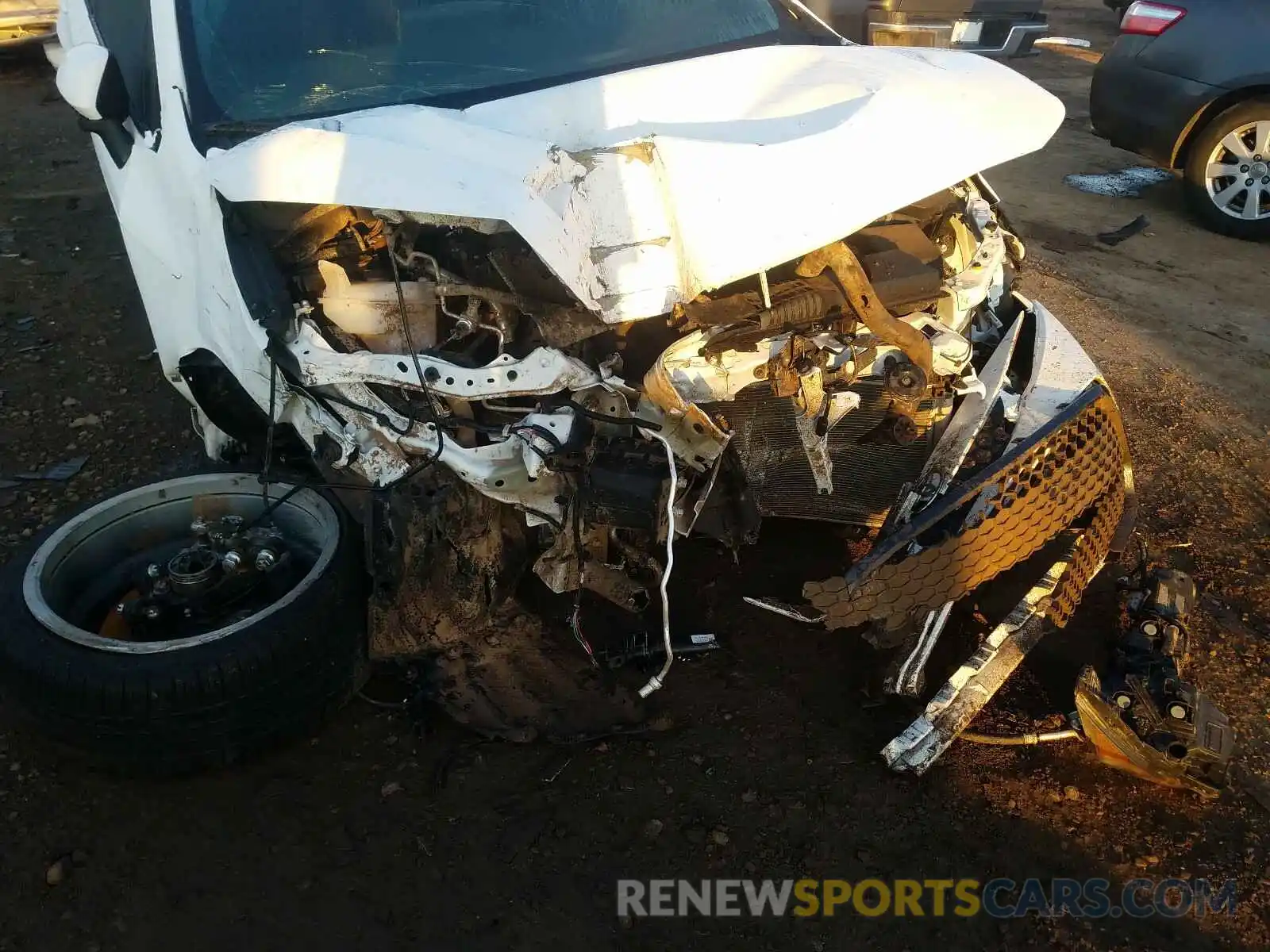 9 Photograph of a damaged car 5YFS4RCE3LP021542 TOYOTA COROLLA 2020