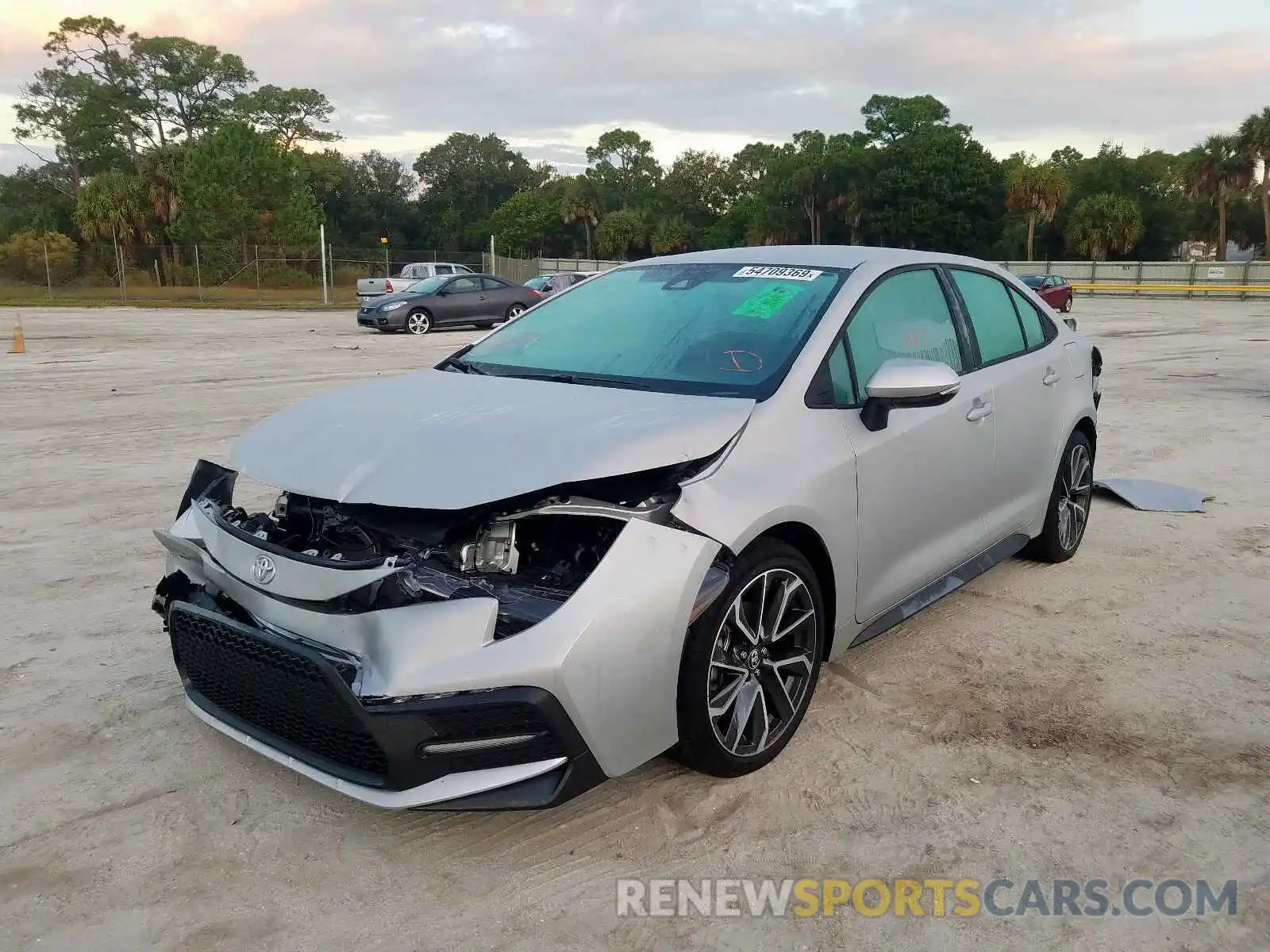 2 Photograph of a damaged car 5YFS4RCE3LP022786 TOYOTA COROLLA 2020