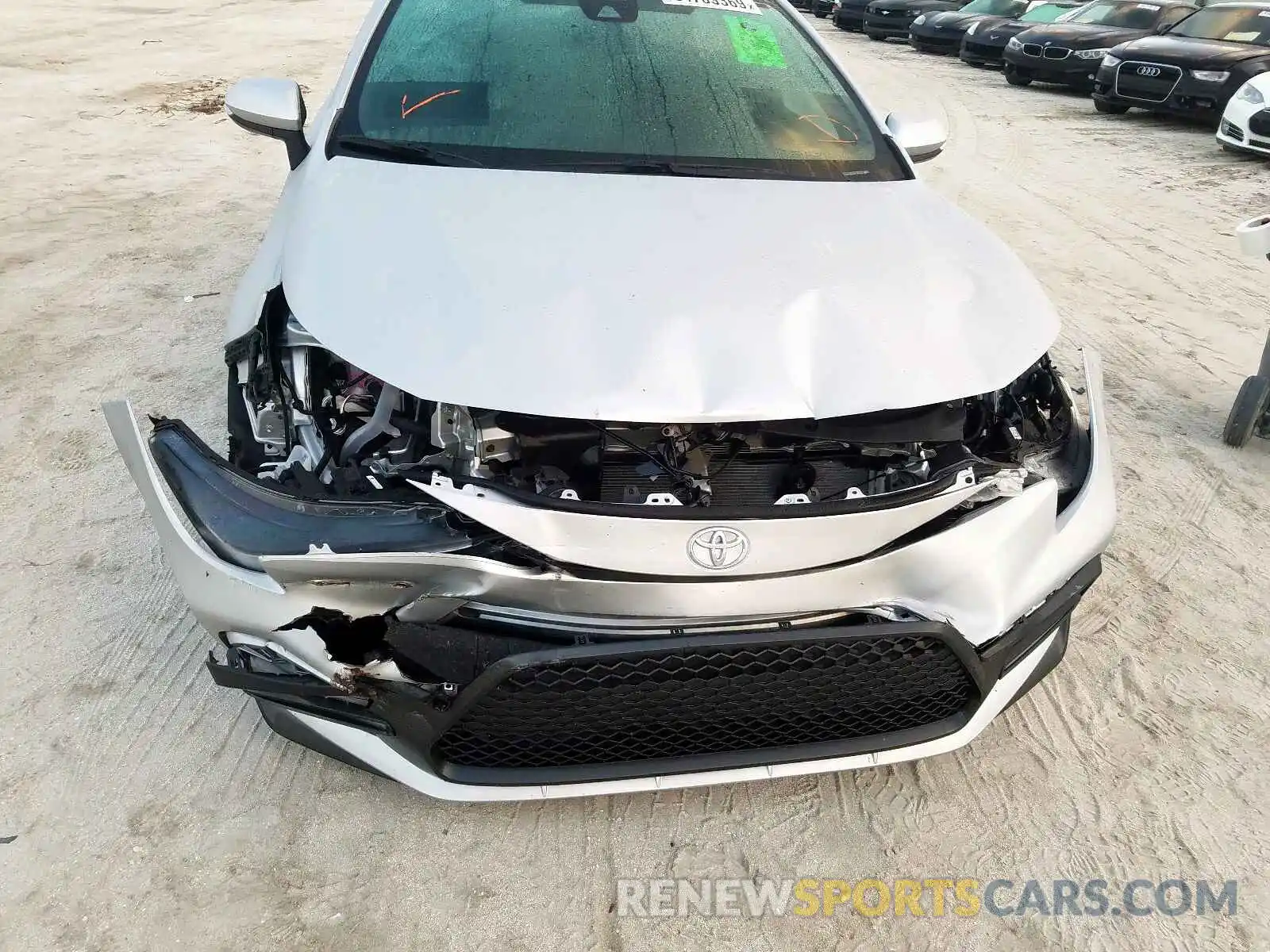 9 Photograph of a damaged car 5YFS4RCE3LP022786 TOYOTA COROLLA 2020