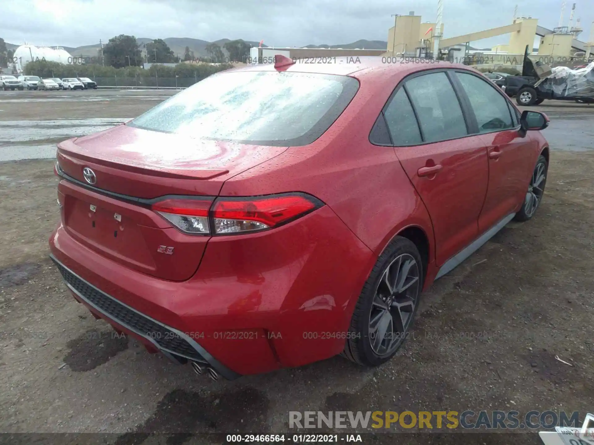 4 Photograph of a damaged car 5YFS4RCE3LP024778 TOYOTA COROLLA 2020