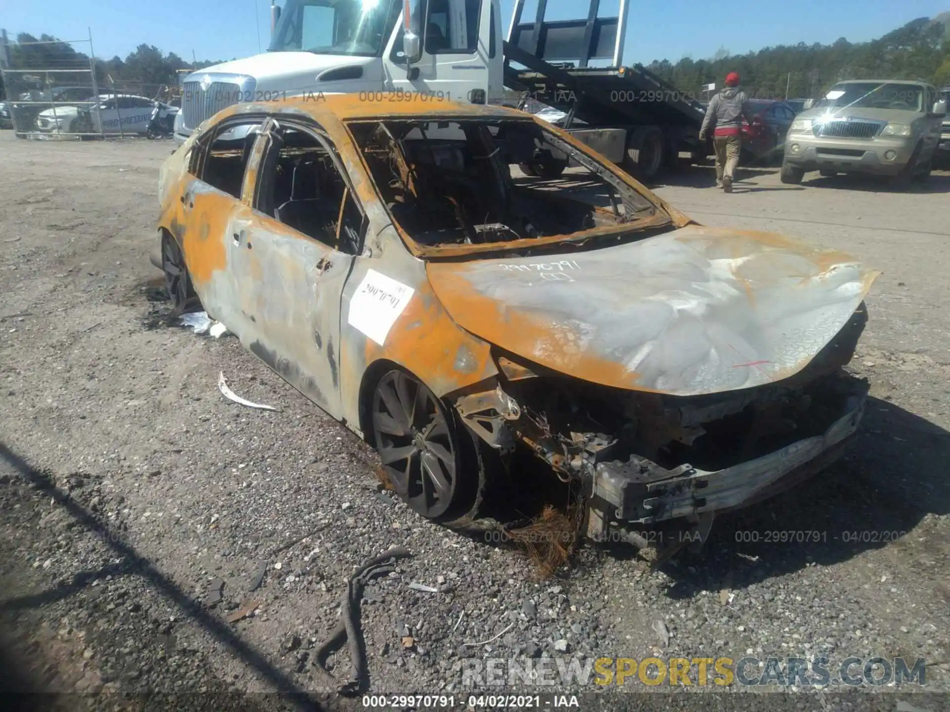 1 Photograph of a damaged car 5YFS4RCE3LP025431 TOYOTA COROLLA 2020