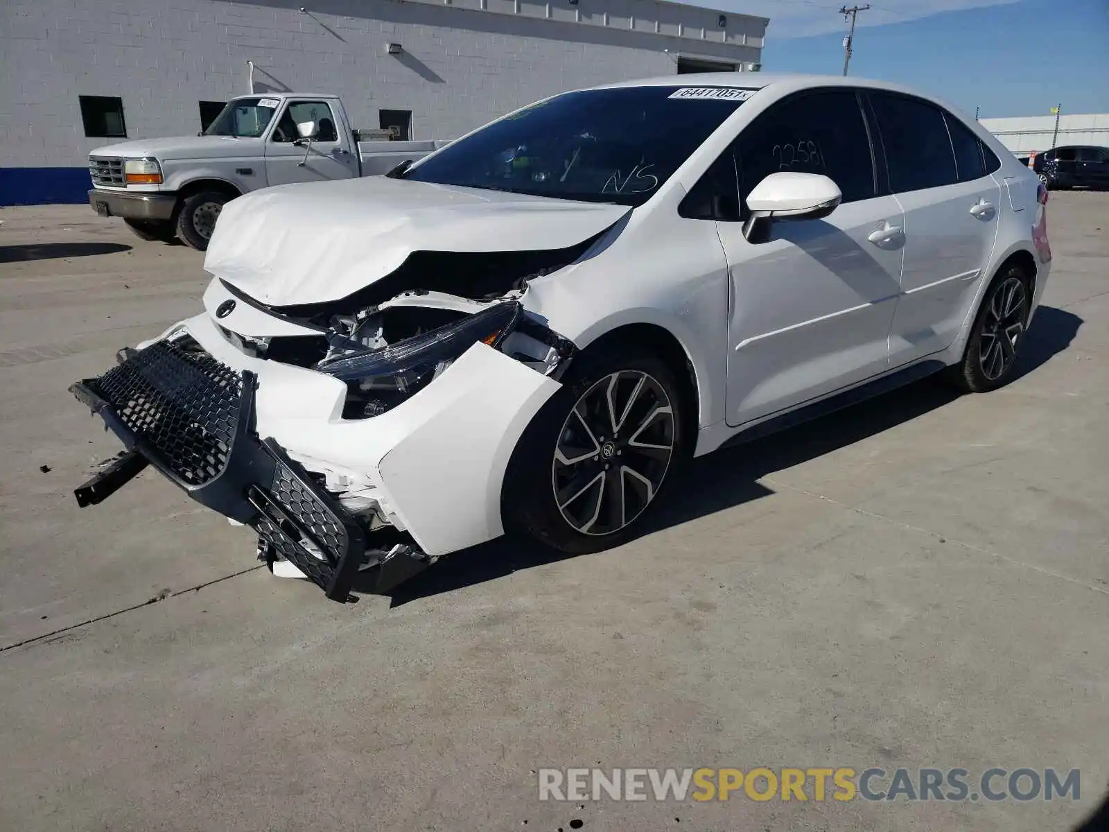 2 Photograph of a damaged car 5YFS4RCE3LP026532 TOYOTA COROLLA 2020