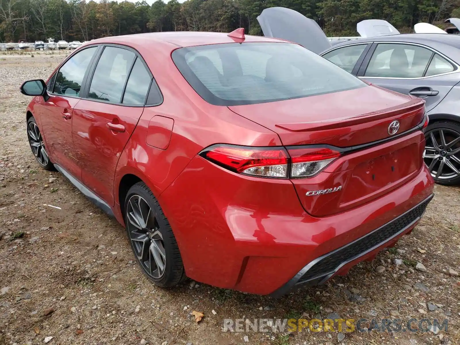 3 Photograph of a damaged car 5YFS4RCE3LP026661 TOYOTA COROLLA 2020