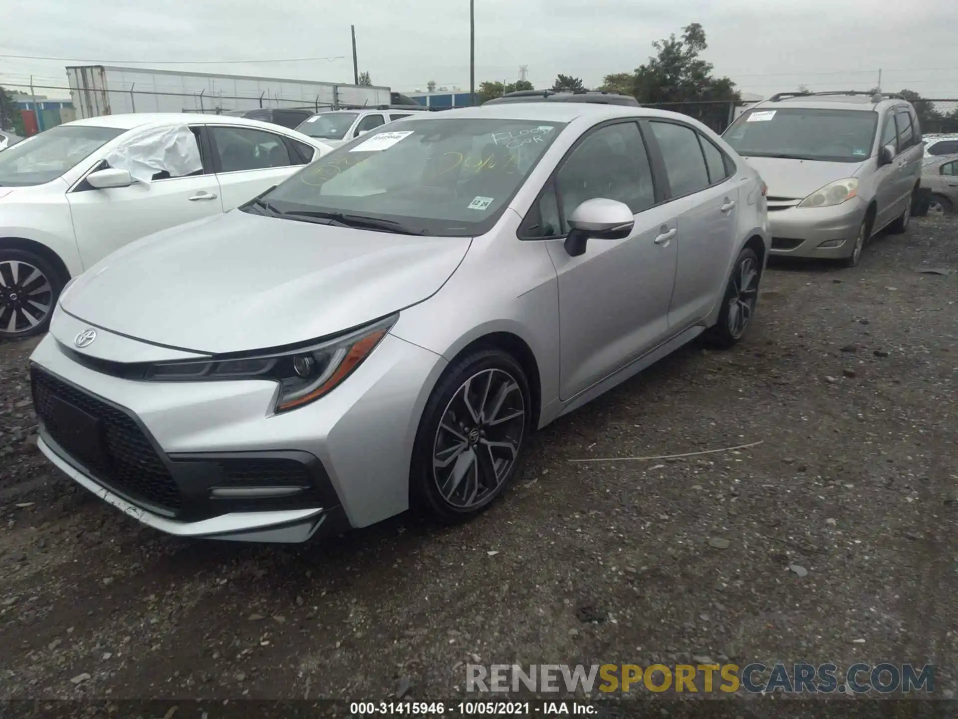 2 Photograph of a damaged car 5YFS4RCE3LP028412 TOYOTA COROLLA 2020