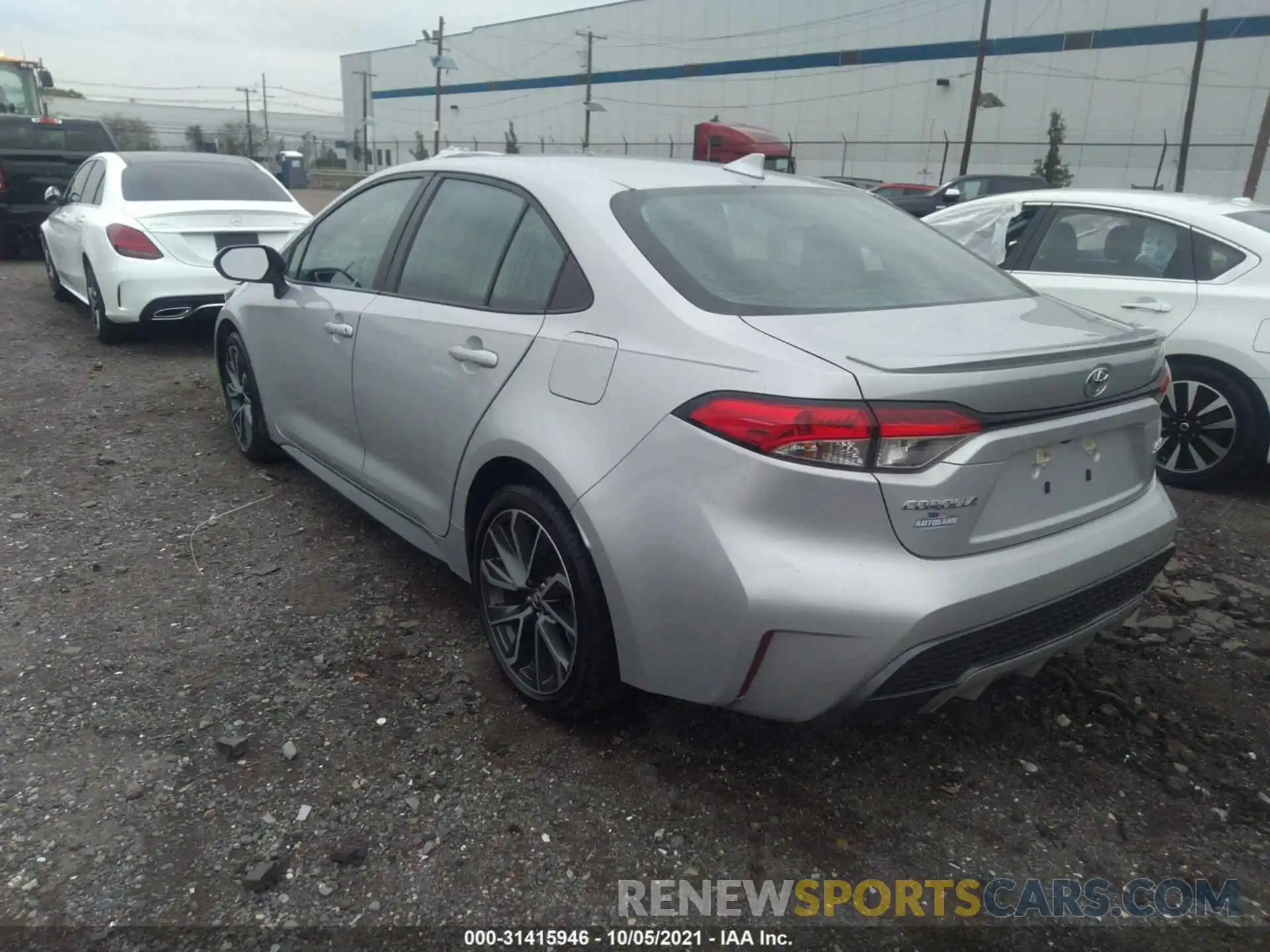 3 Photograph of a damaged car 5YFS4RCE3LP028412 TOYOTA COROLLA 2020