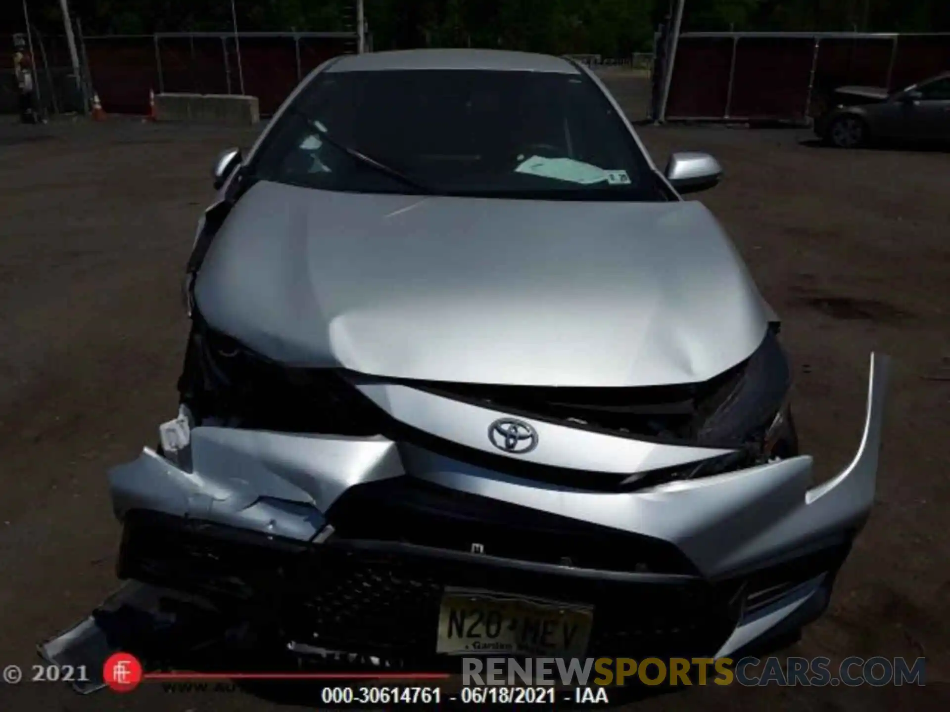 3 Photograph of a damaged car 5YFS4RCE3LP029575 TOYOTA COROLLA 2020