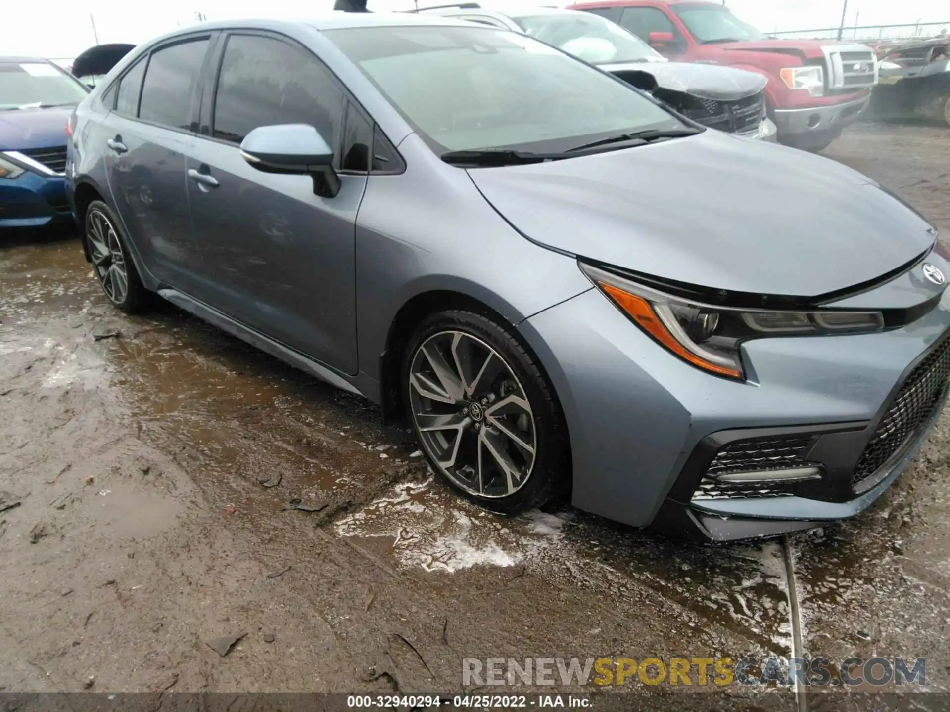 1 Photograph of a damaged car 5YFS4RCE3LP031486 TOYOTA COROLLA 2020