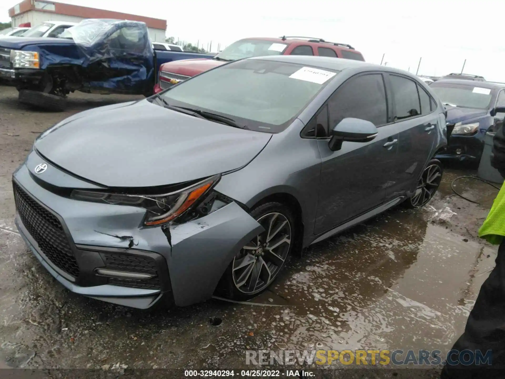 2 Photograph of a damaged car 5YFS4RCE3LP031486 TOYOTA COROLLA 2020