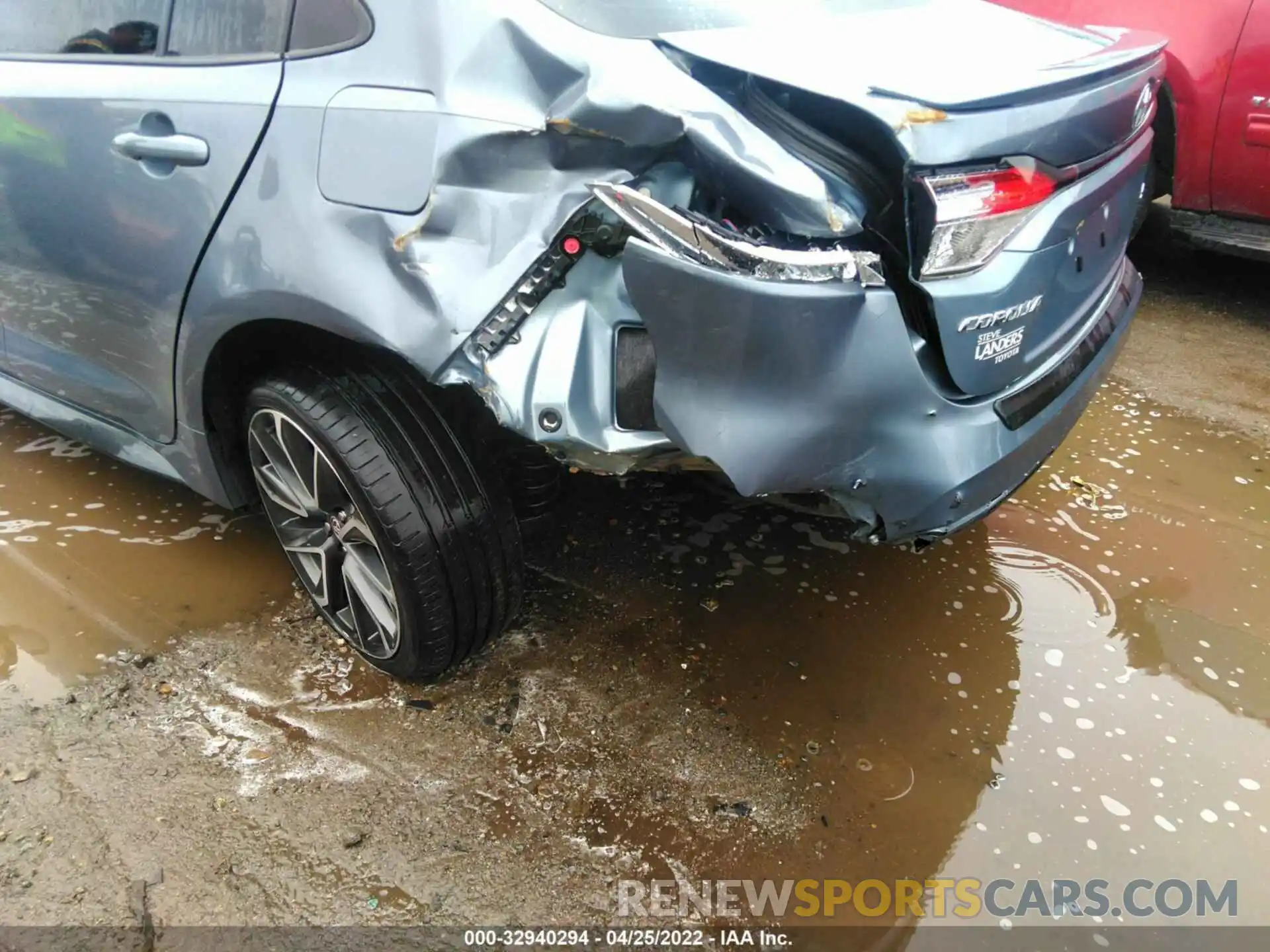 6 Photograph of a damaged car 5YFS4RCE3LP031486 TOYOTA COROLLA 2020