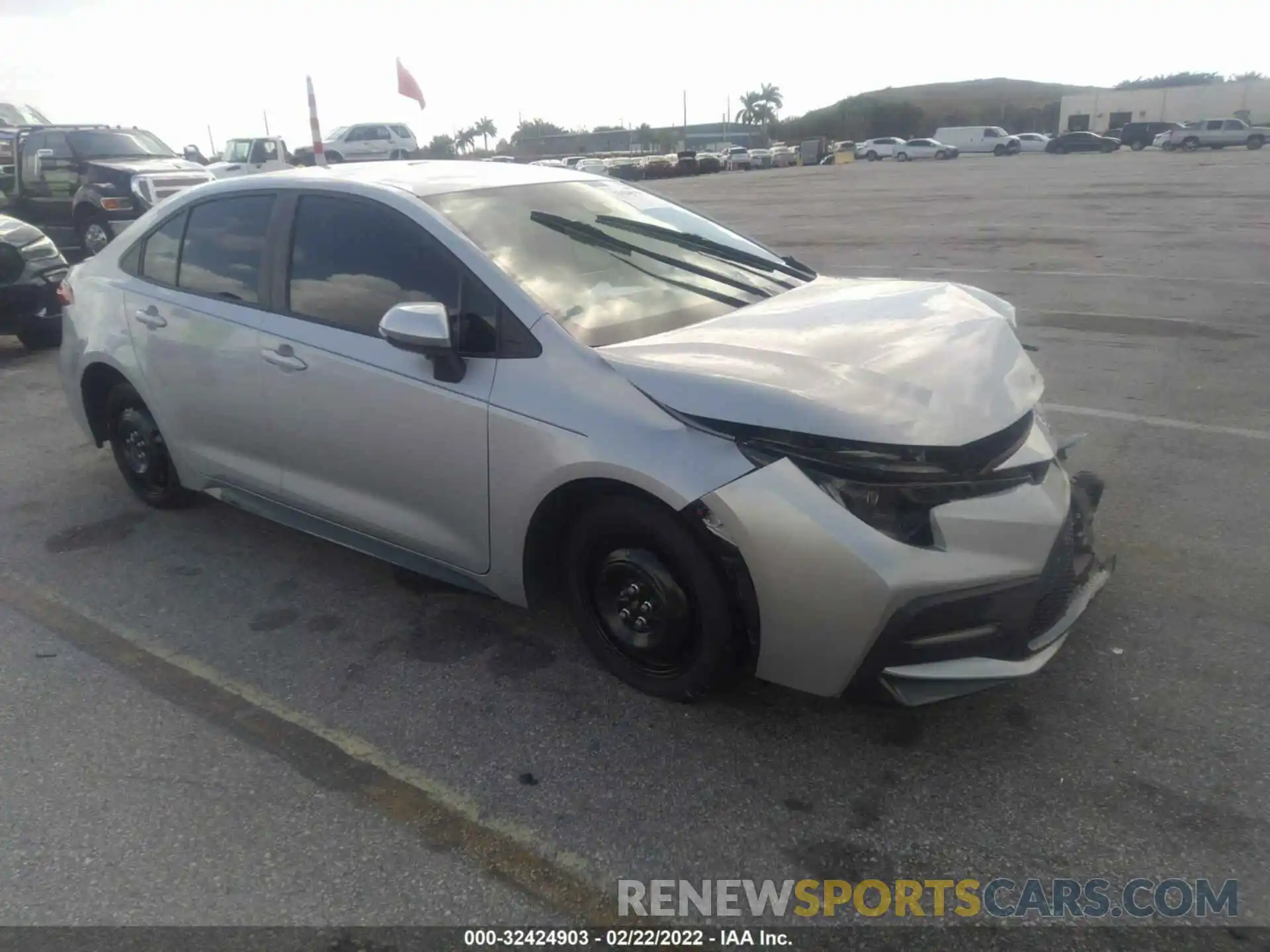 1 Photograph of a damaged car 5YFS4RCE3LP032654 TOYOTA COROLLA 2020