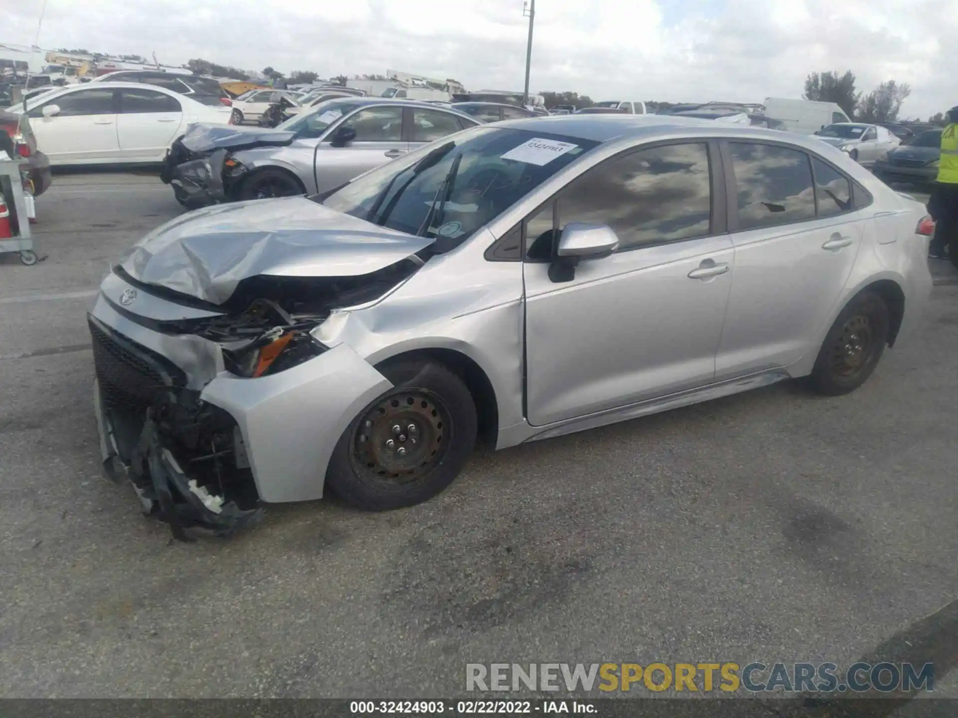 2 Photograph of a damaged car 5YFS4RCE3LP032654 TOYOTA COROLLA 2020