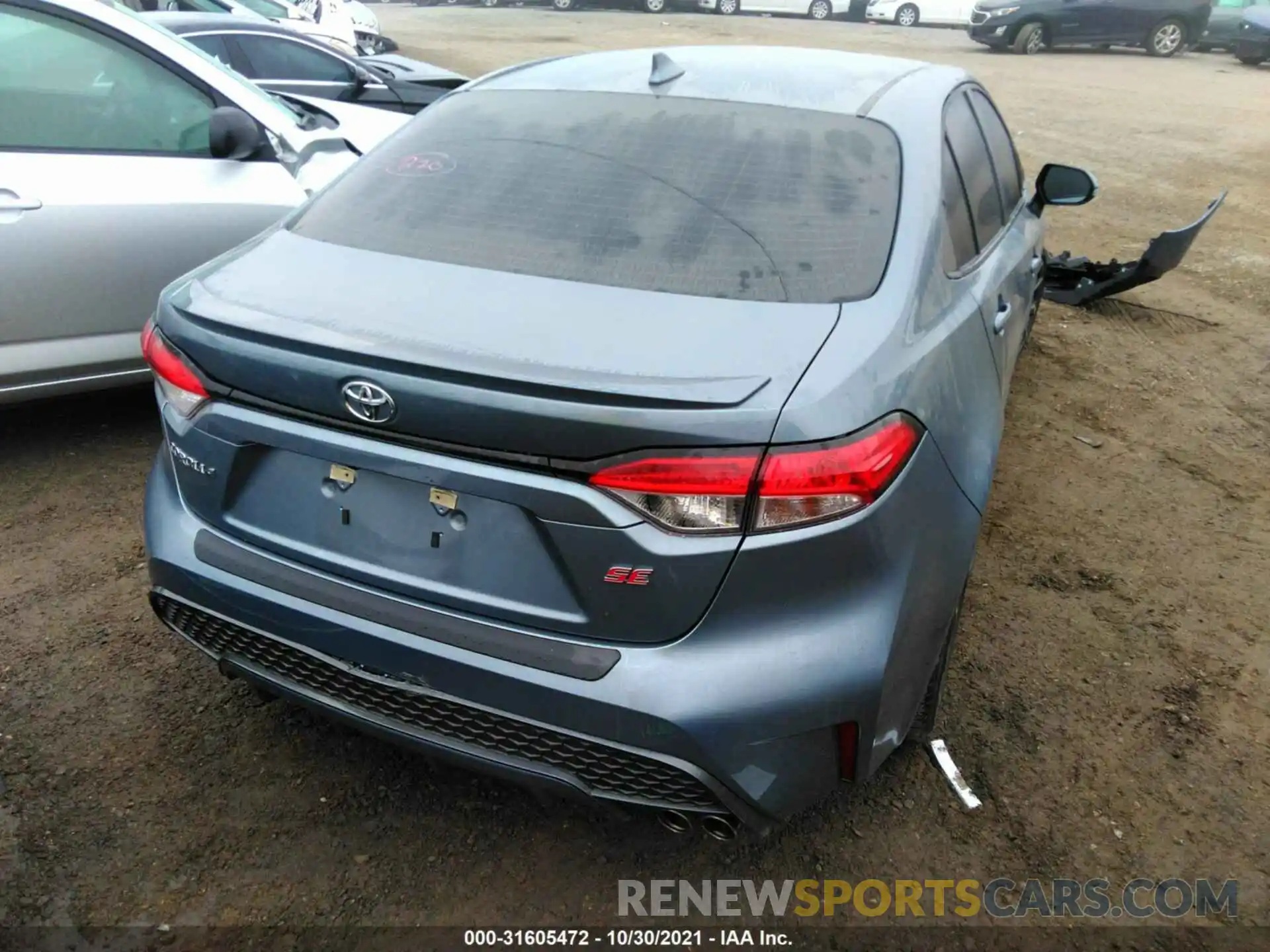 4 Photograph of a damaged car 5YFS4RCE3LP033612 TOYOTA COROLLA 2020