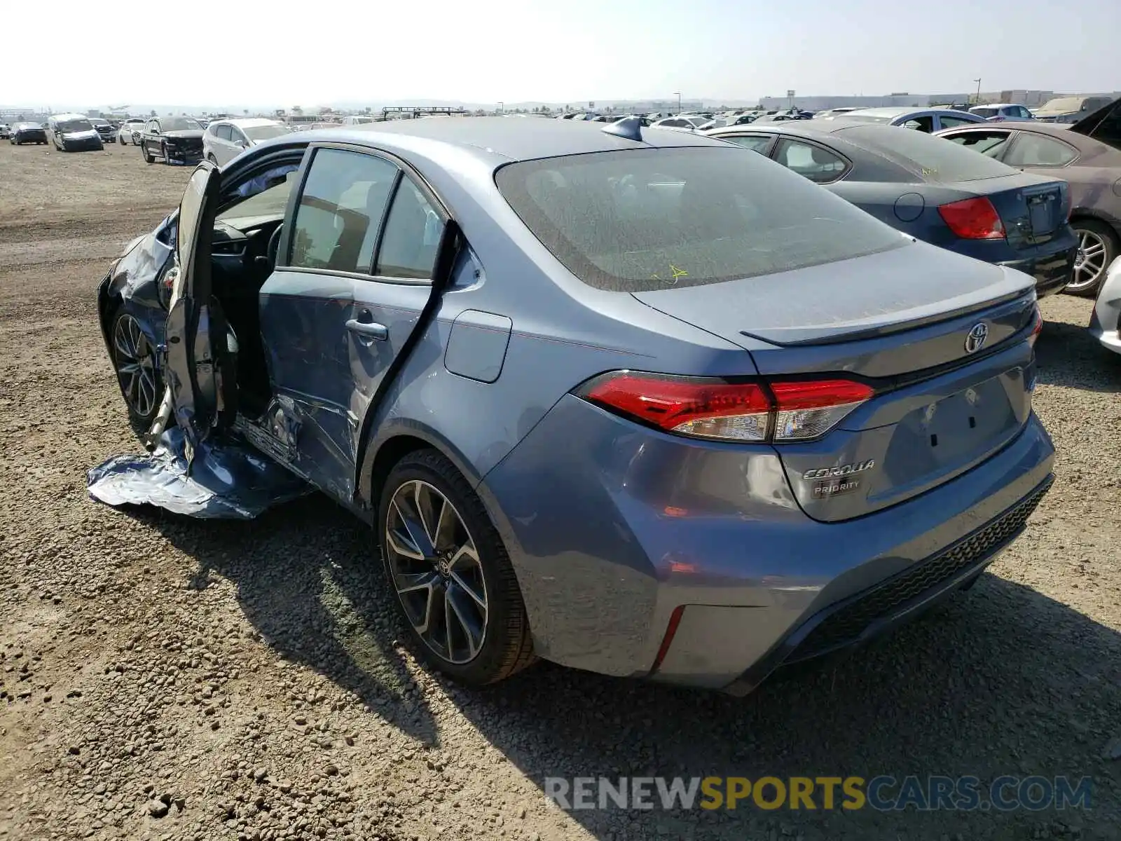 3 Photograph of a damaged car 5YFS4RCE3LP034484 TOYOTA COROLLA 2020