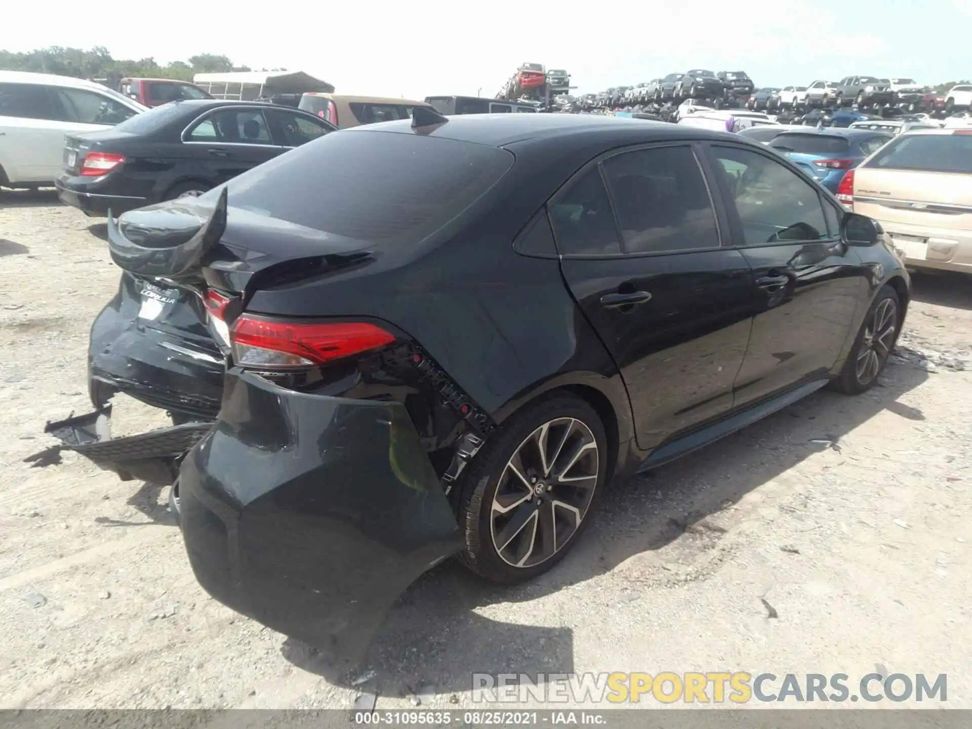 4 Photograph of a damaged car 5YFS4RCE3LP034520 TOYOTA COROLLA 2020