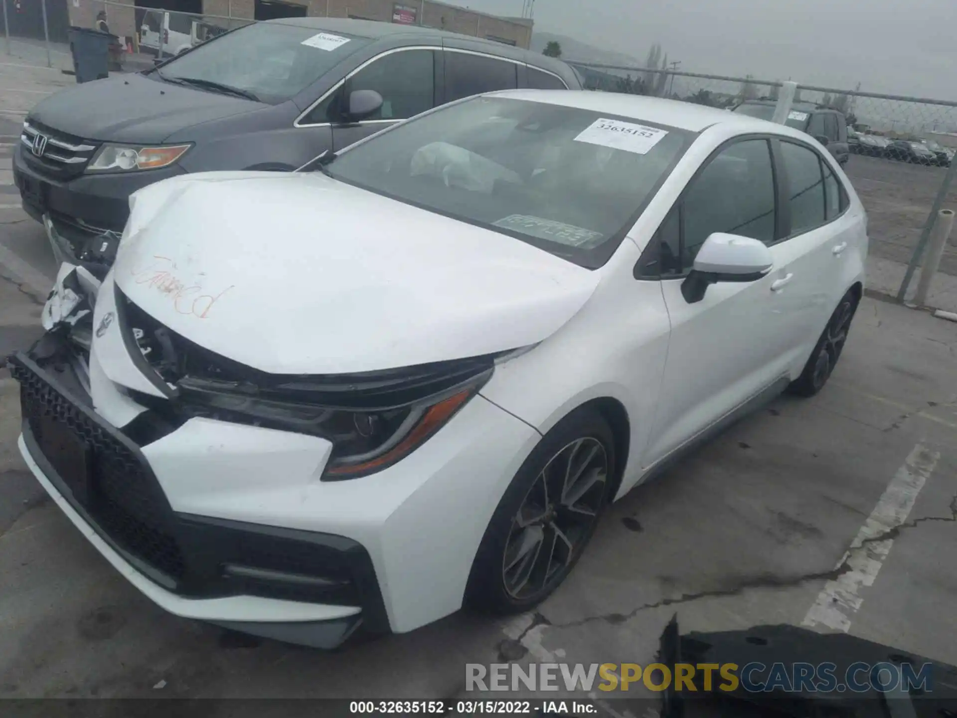 2 Photograph of a damaged car 5YFS4RCE3LP034646 TOYOTA COROLLA 2020