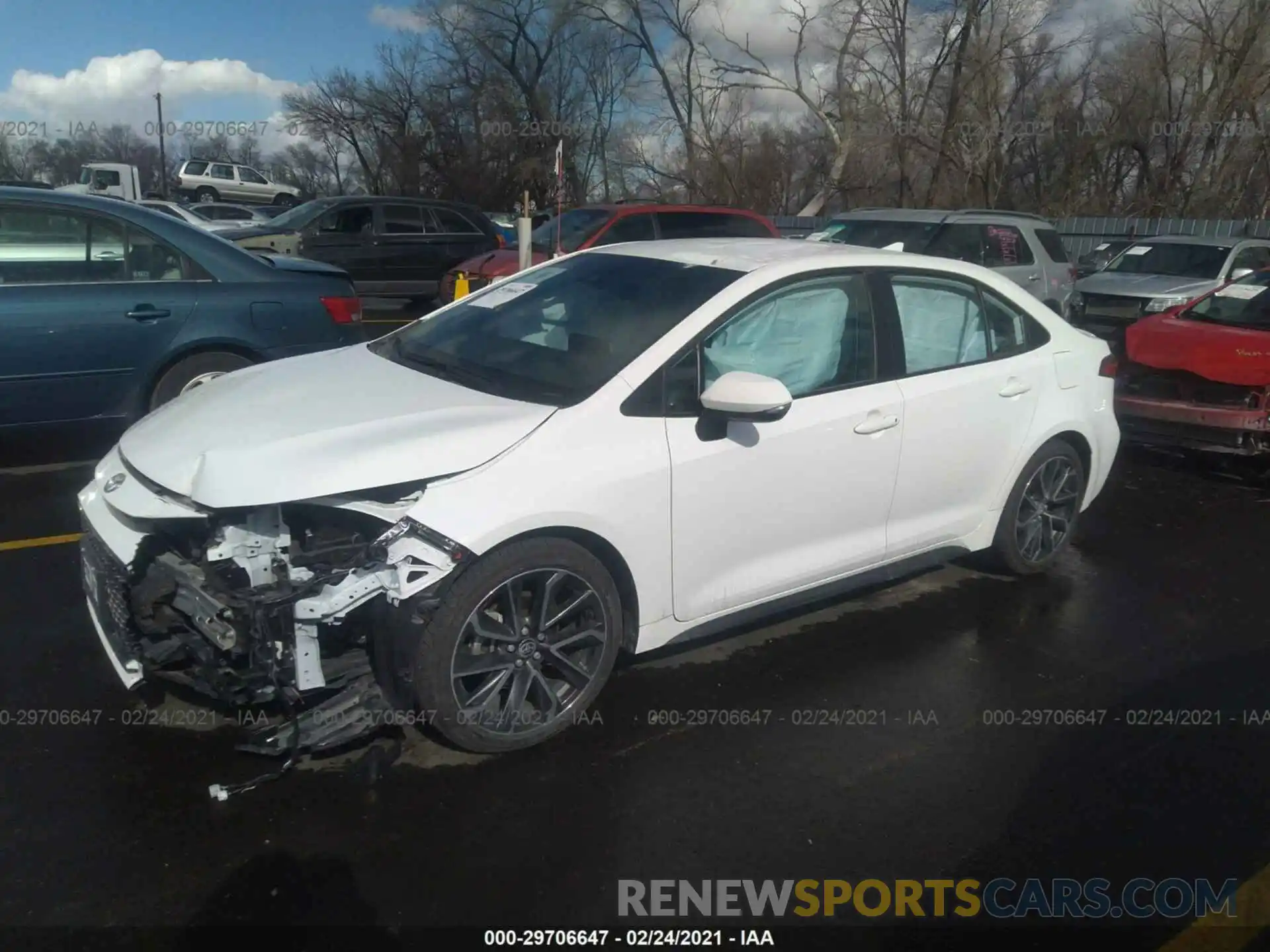 2 Photograph of a damaged car 5YFS4RCE3LP035229 TOYOTA COROLLA 2020