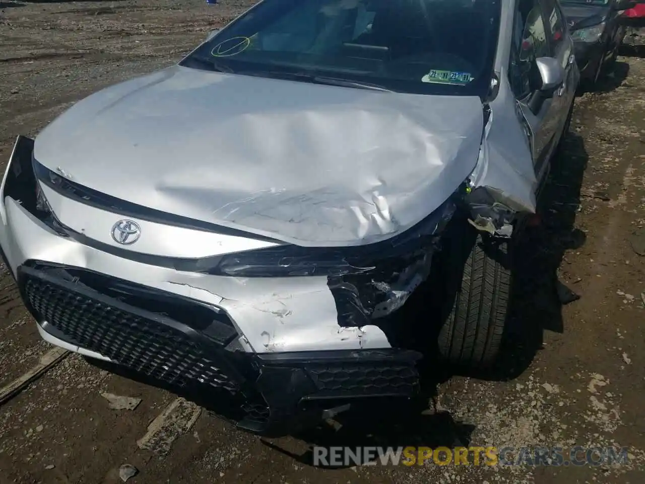 9 Photograph of a damaged car 5YFS4RCE3LP035358 TOYOTA COROLLA 2020