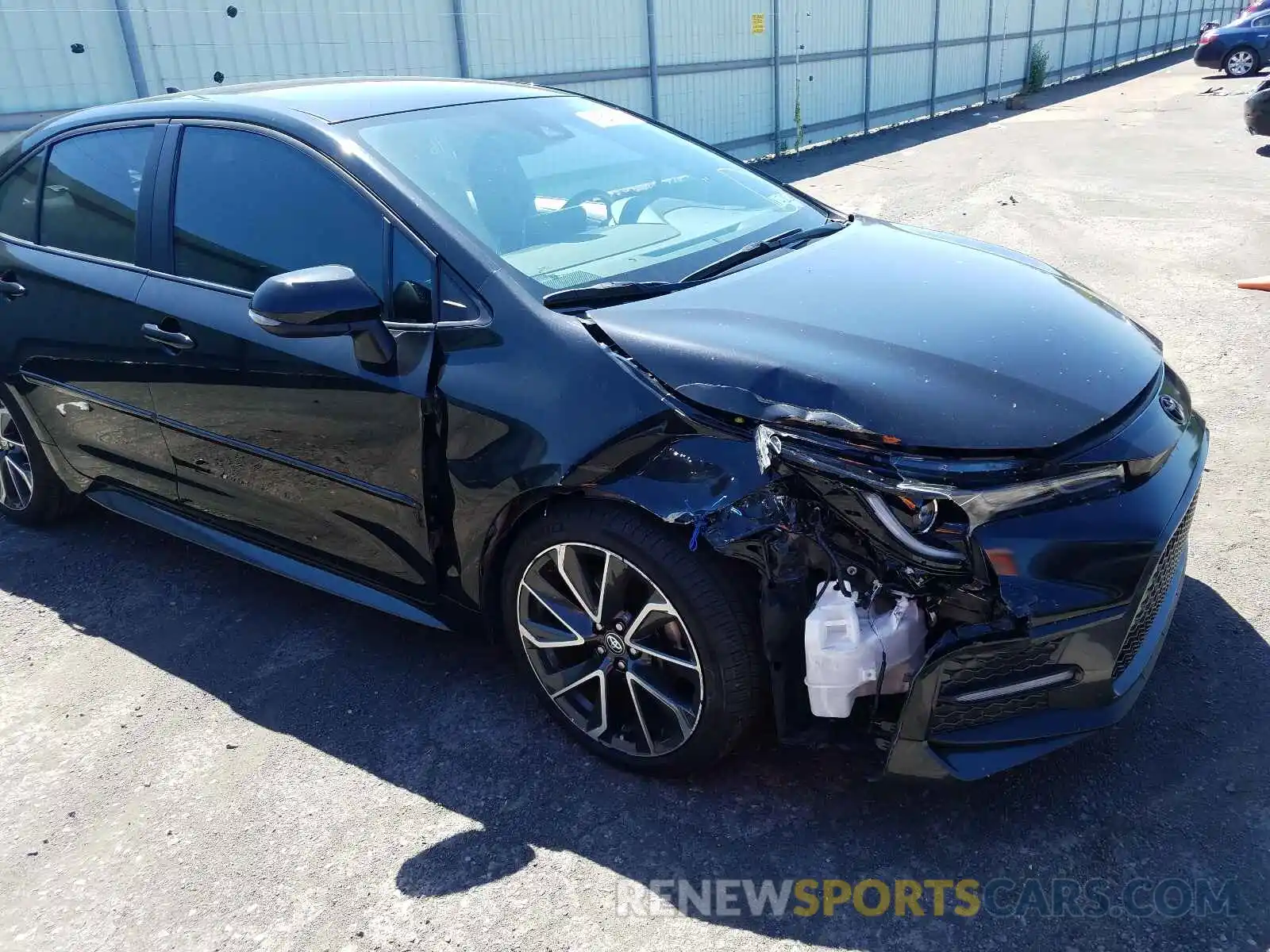 9 Photograph of a damaged car 5YFS4RCE3LP039104 TOYOTA COROLLA 2020