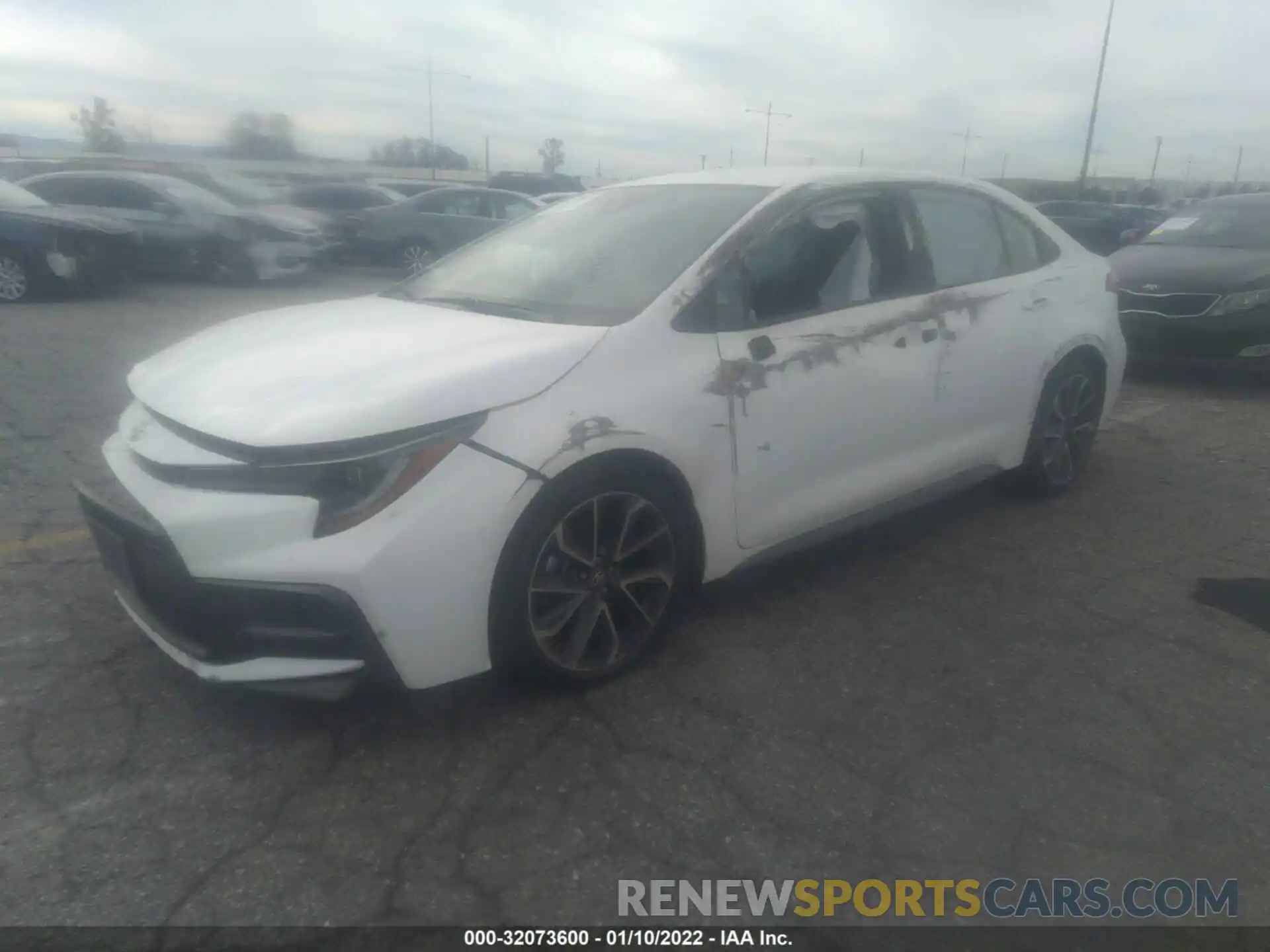 2 Photograph of a damaged car 5YFS4RCE3LP041306 TOYOTA COROLLA 2020