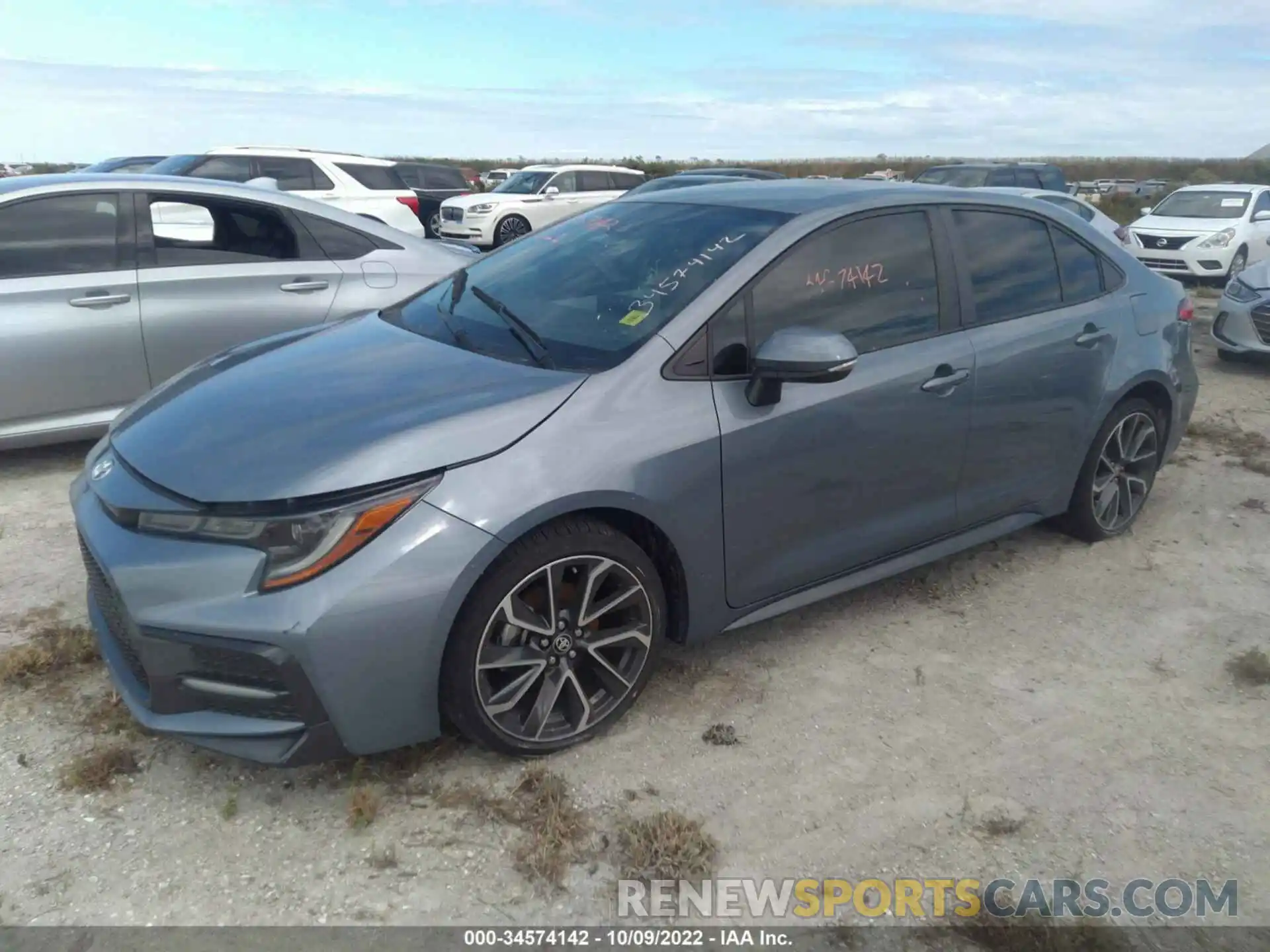 2 Photograph of a damaged car 5YFS4RCE3LP042777 TOYOTA COROLLA 2020