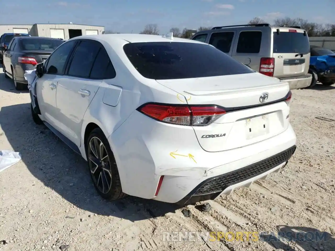 3 Photograph of a damaged car 5YFS4RCE3LP045470 TOYOTA COROLLA 2020