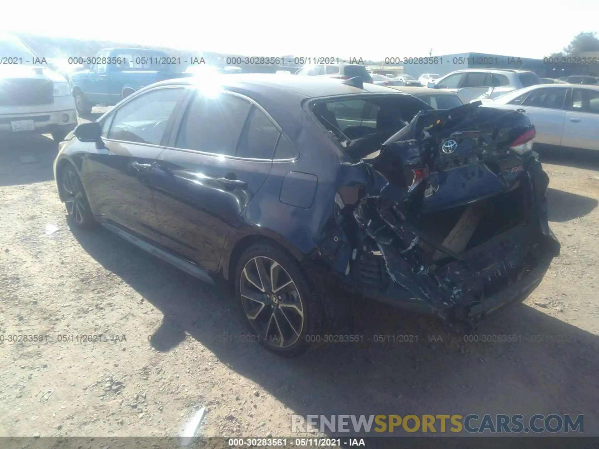 3 Photograph of a damaged car 5YFS4RCE3LP046070 TOYOTA COROLLA 2020