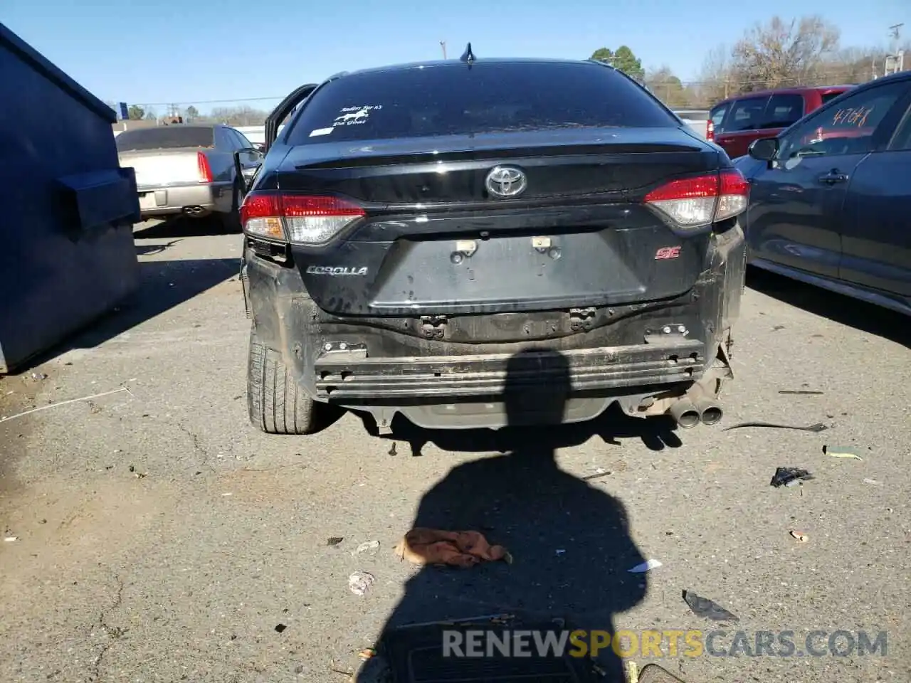 9 Photograph of a damaged car 5YFS4RCE3LP046764 TOYOTA COROLLA 2020