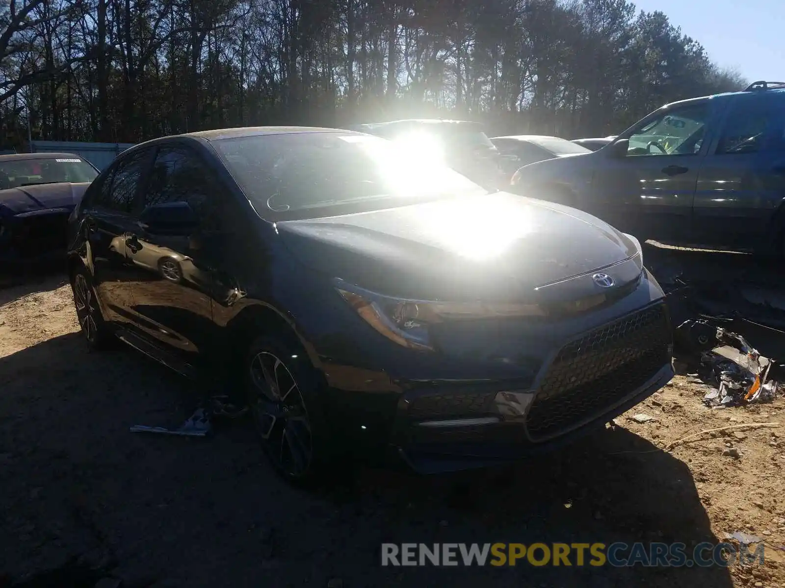 1 Photograph of a damaged car 5YFS4RCE3LP046912 TOYOTA COROLLA 2020