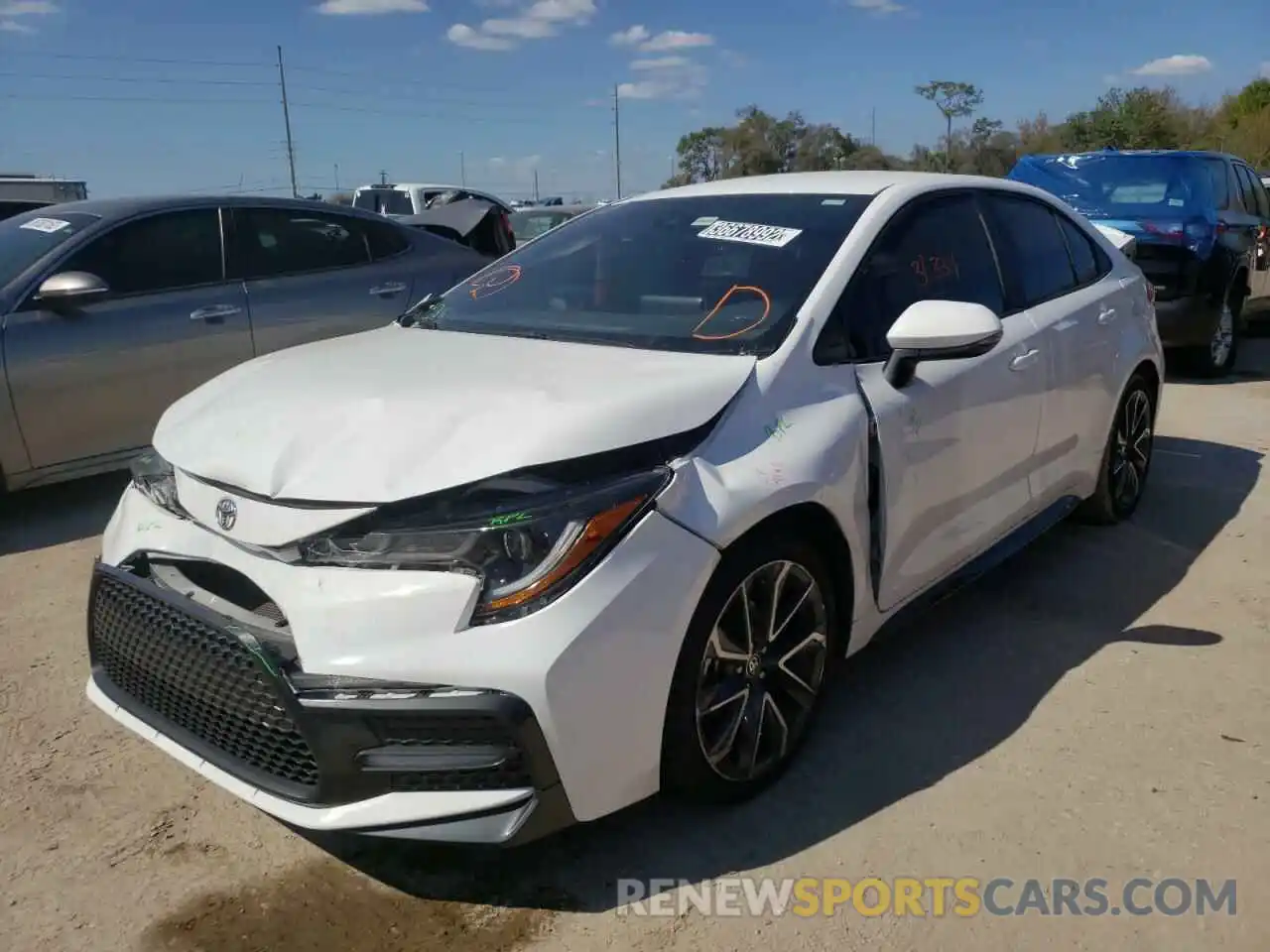 2 Photograph of a damaged car 5YFS4RCE3LP047137 TOYOTA COROLLA 2020