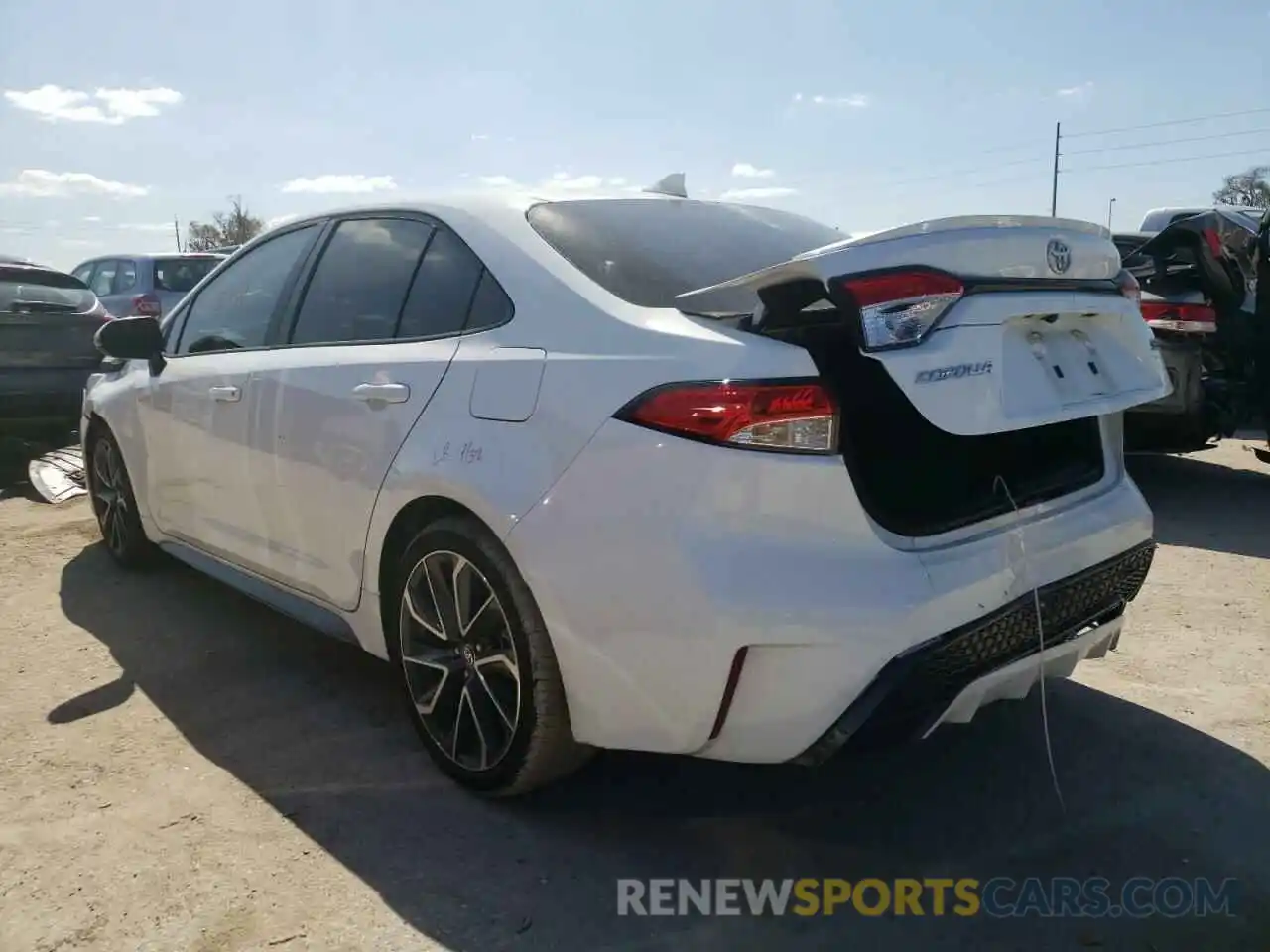 3 Photograph of a damaged car 5YFS4RCE3LP047137 TOYOTA COROLLA 2020