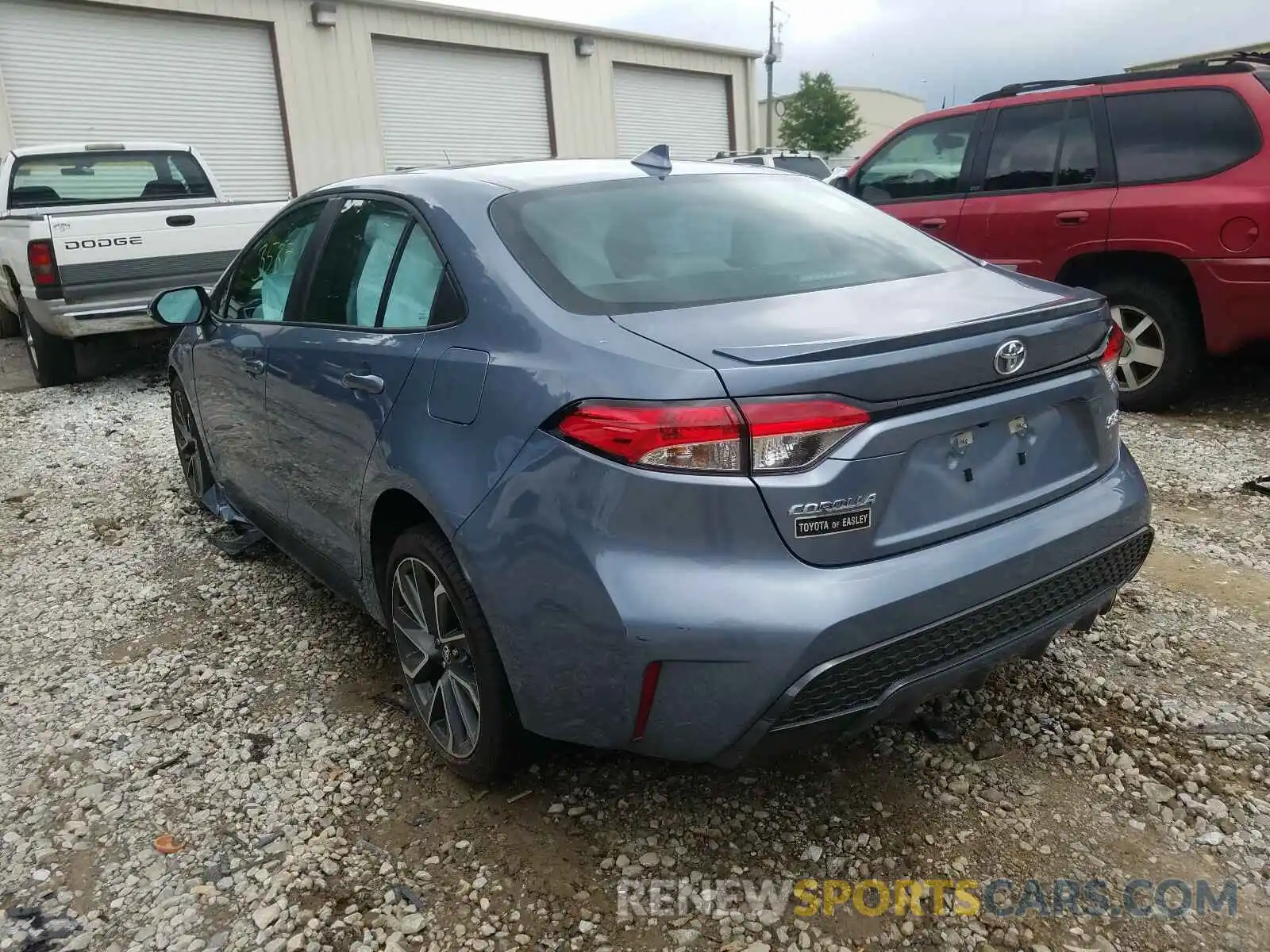 3 Photograph of a damaged car 5YFS4RCE3LP047879 TOYOTA COROLLA 2020