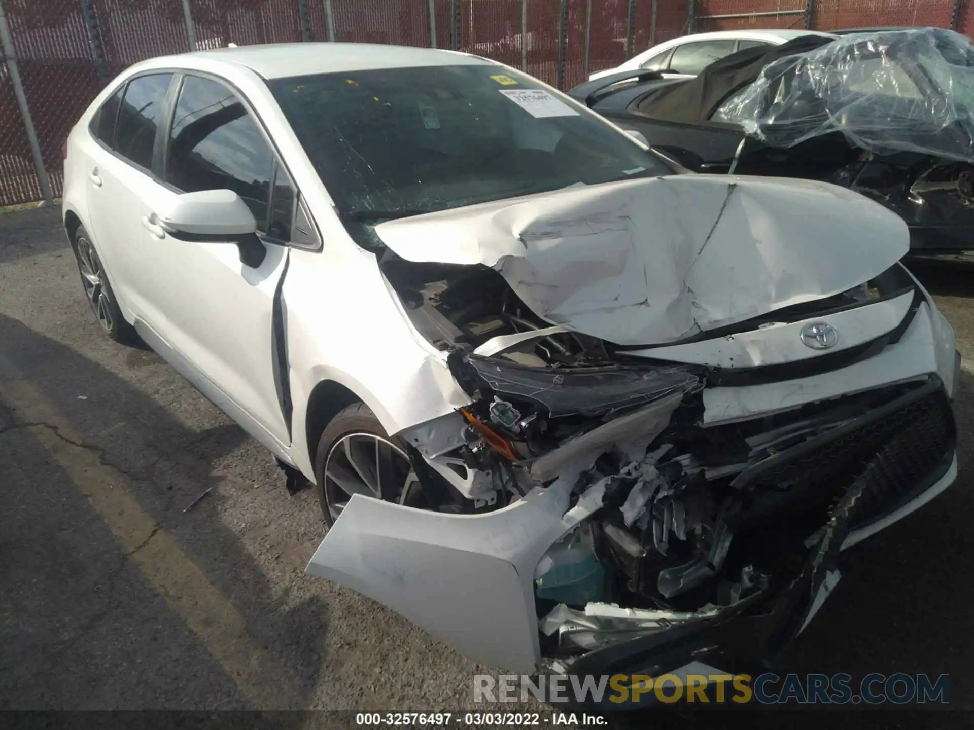 1 Photograph of a damaged car 5YFS4RCE3LP048899 TOYOTA COROLLA 2020