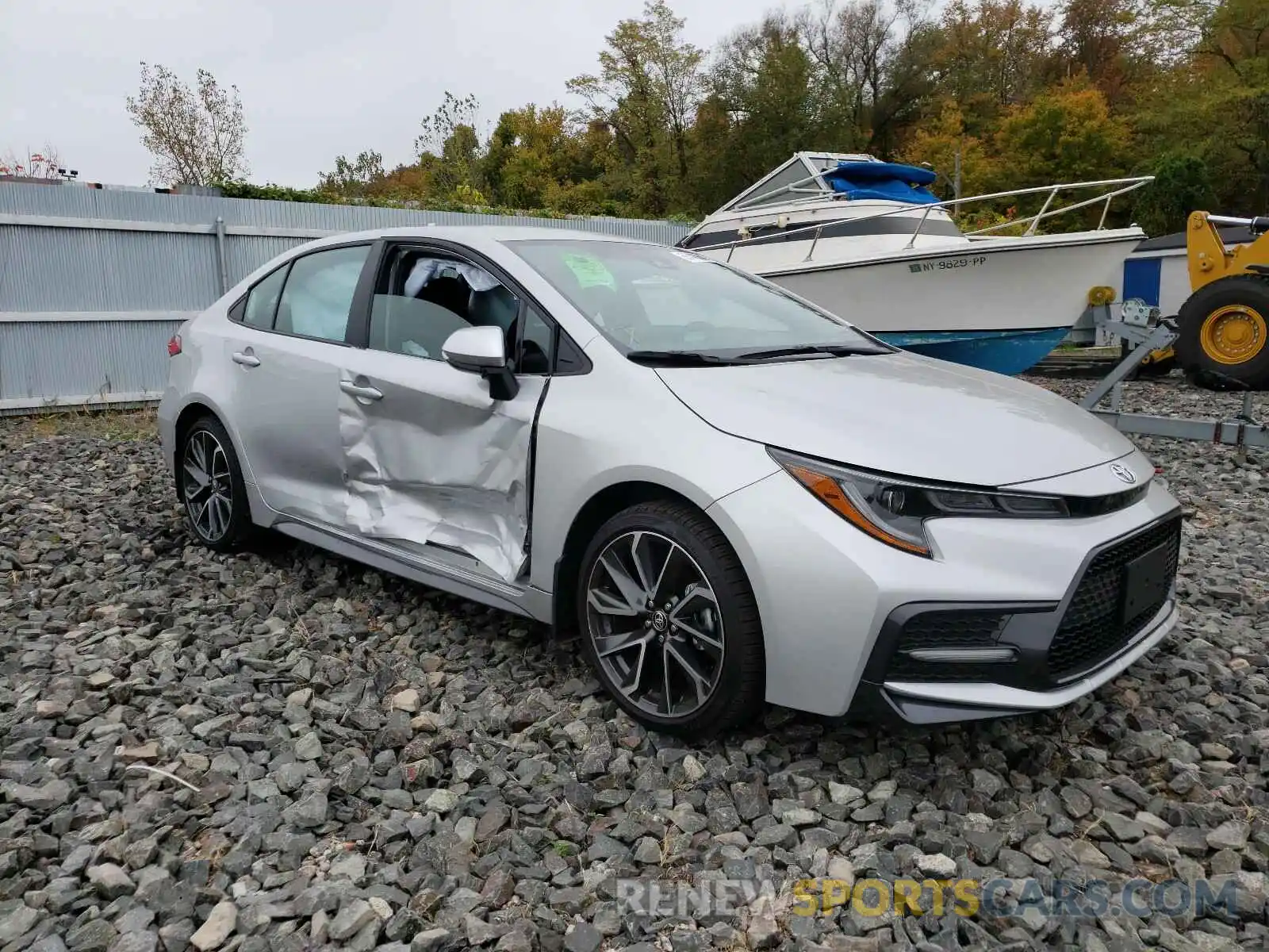 1 Photograph of a damaged car 5YFS4RCE3LP050264 TOYOTA COROLLA 2020