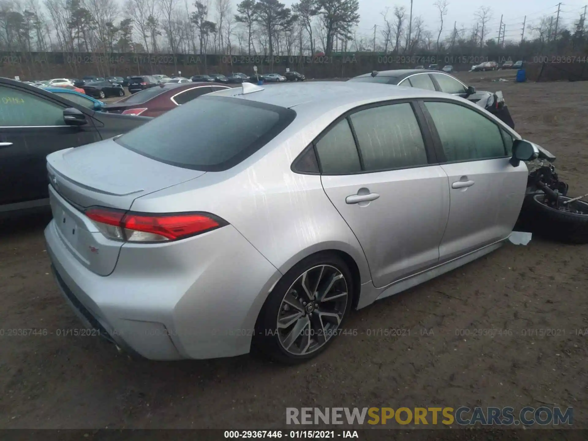 4 Photograph of a damaged car 5YFS4RCE3LP050555 TOYOTA COROLLA 2020