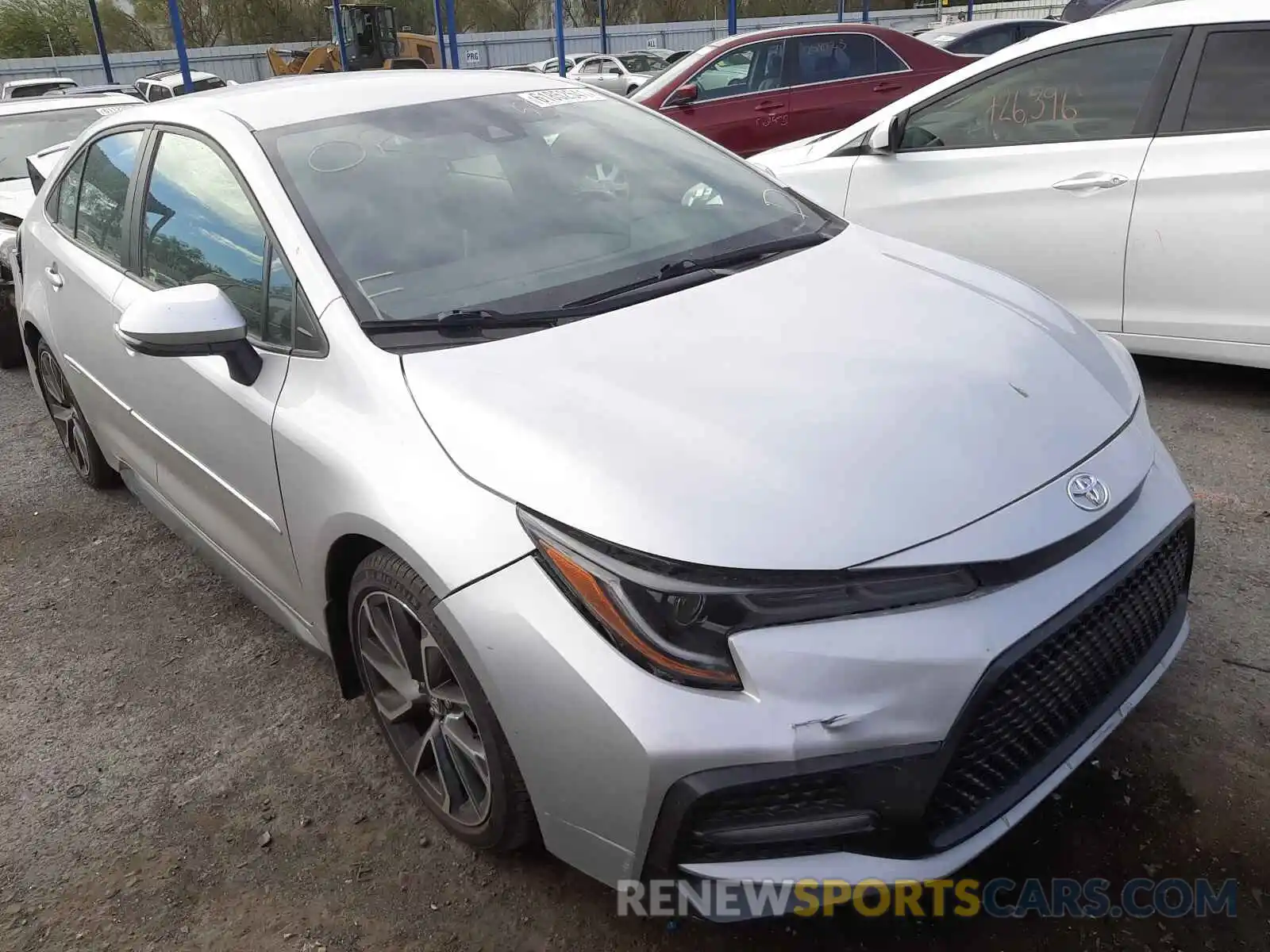 1 Photograph of a damaged car 5YFS4RCE3LP054668 TOYOTA COROLLA 2020