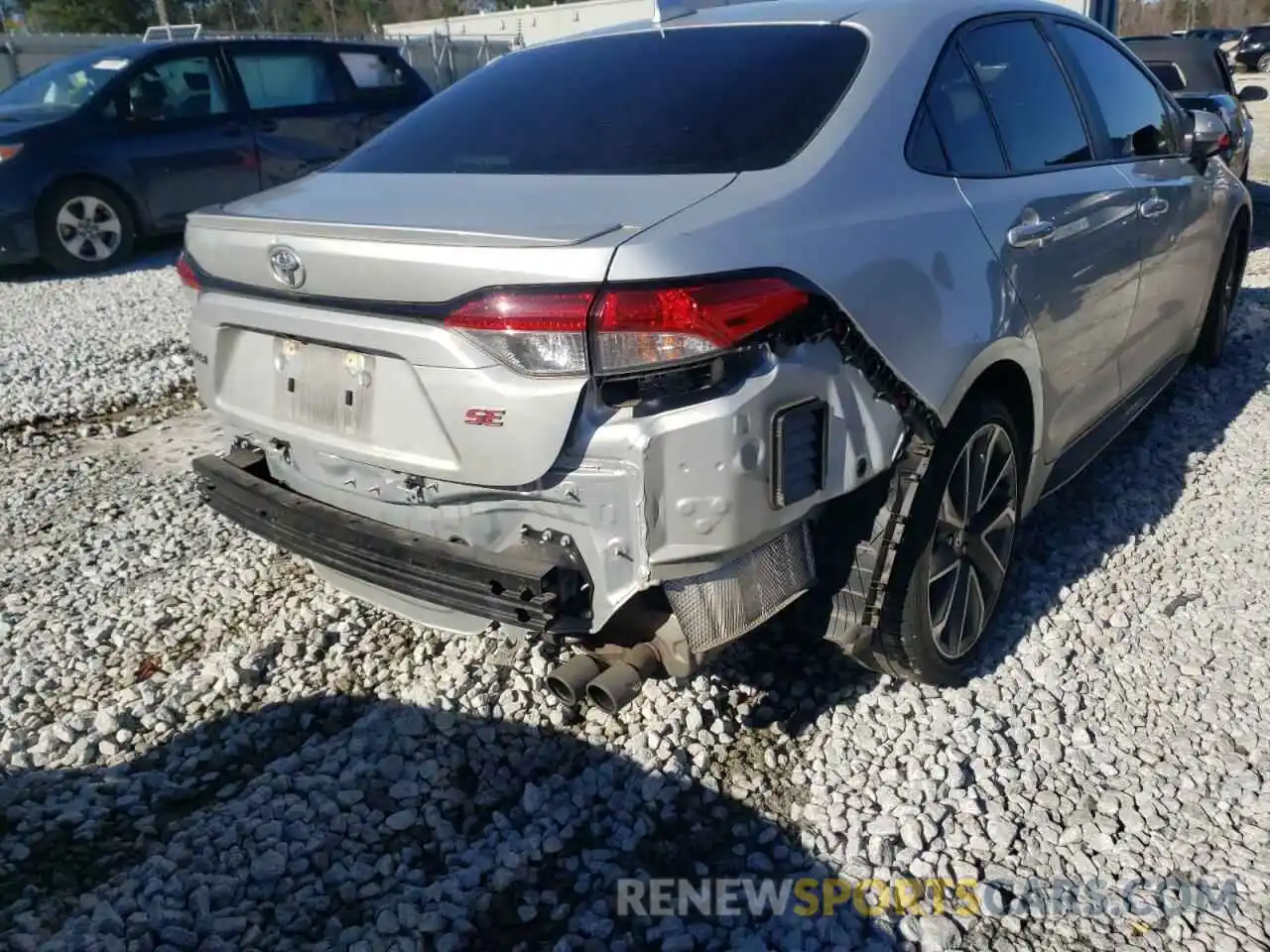 9 Photograph of a damaged car 5YFS4RCE3LP055951 TOYOTA COROLLA 2020