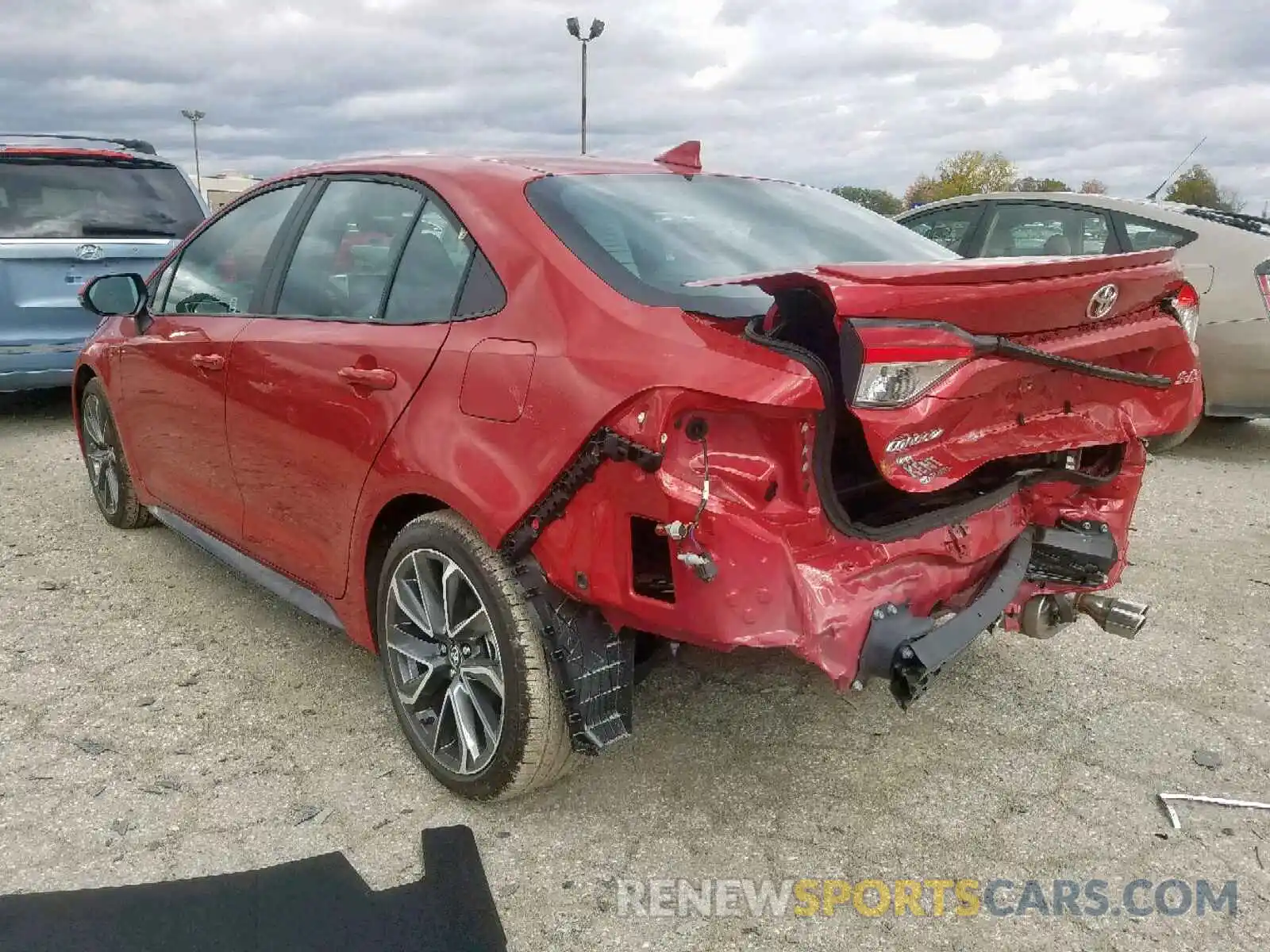 3 Photograph of a damaged car 5YFS4RCE4LP002269 TOYOTA COROLLA 2020