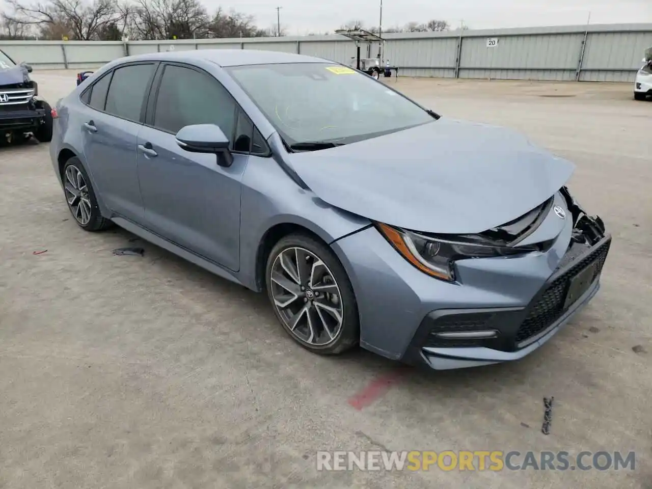 1 Photograph of a damaged car 5YFS4RCE4LP007696 TOYOTA COROLLA 2020