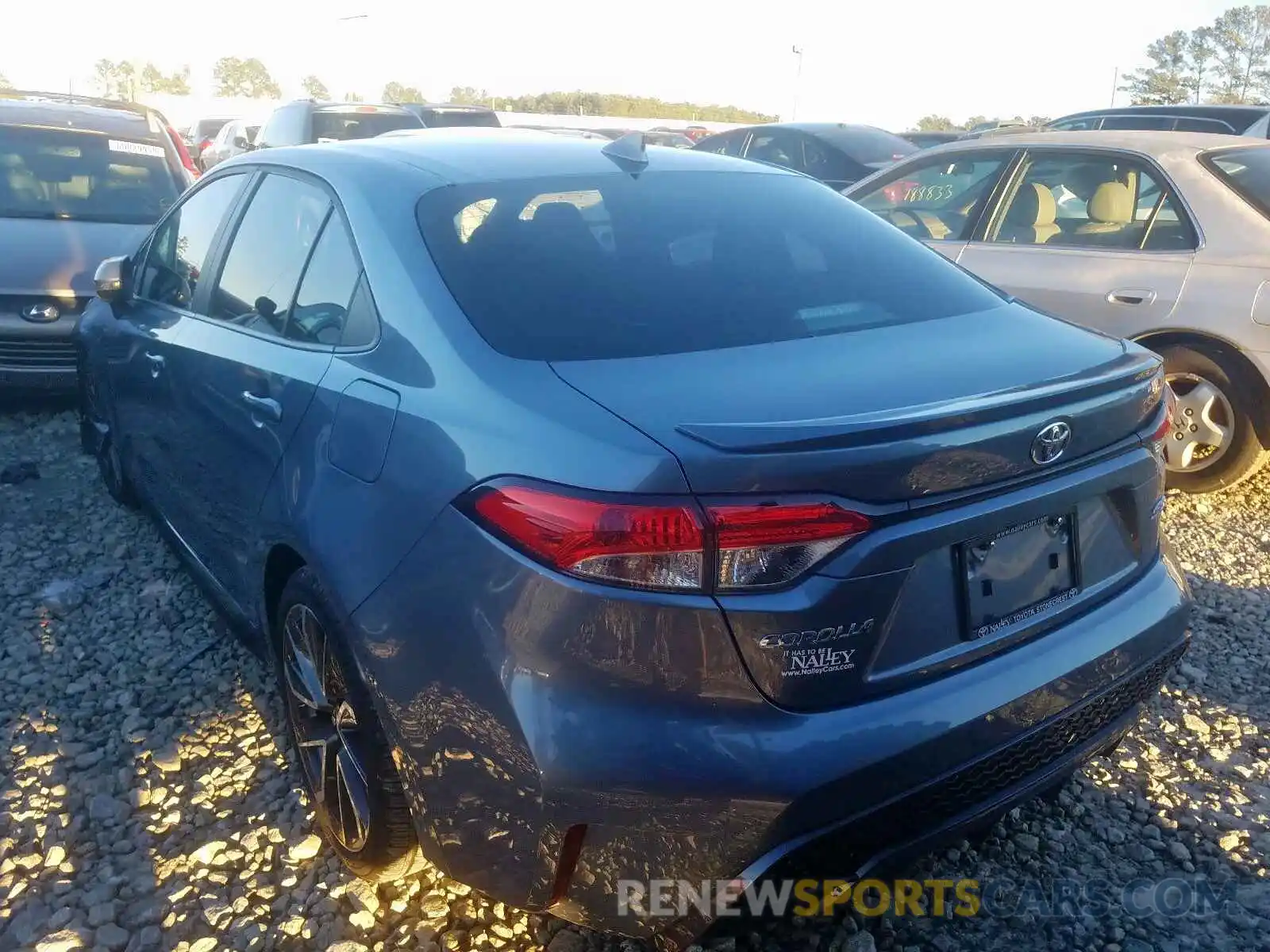 3 Photograph of a damaged car 5YFS4RCE4LP008122 TOYOTA COROLLA 2020