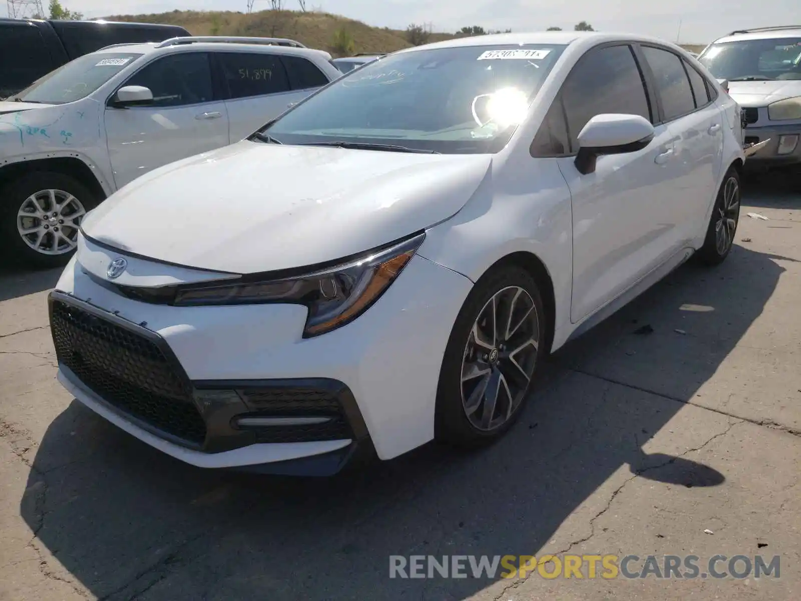 2 Photograph of a damaged car 5YFS4RCE4LP017127 TOYOTA COROLLA 2020