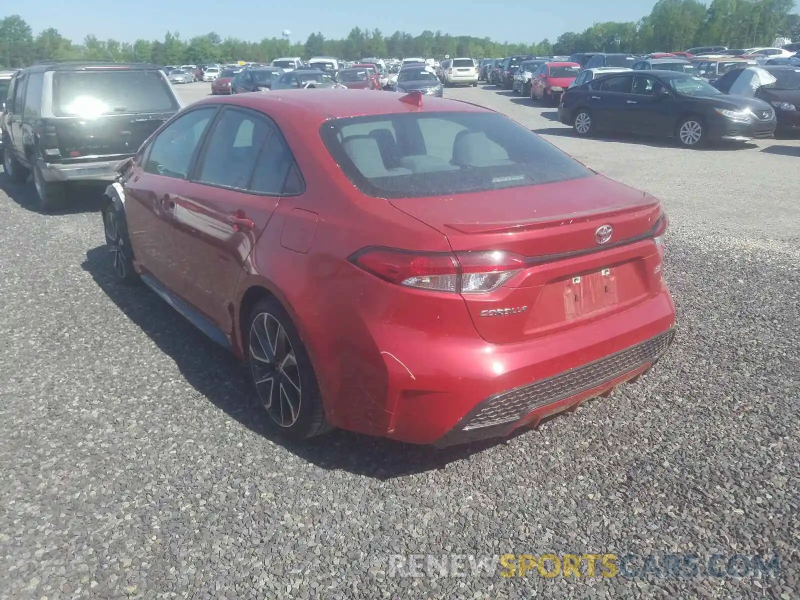 3 Photograph of a damaged car 5YFS4RCE4LP019637 TOYOTA COROLLA 2020